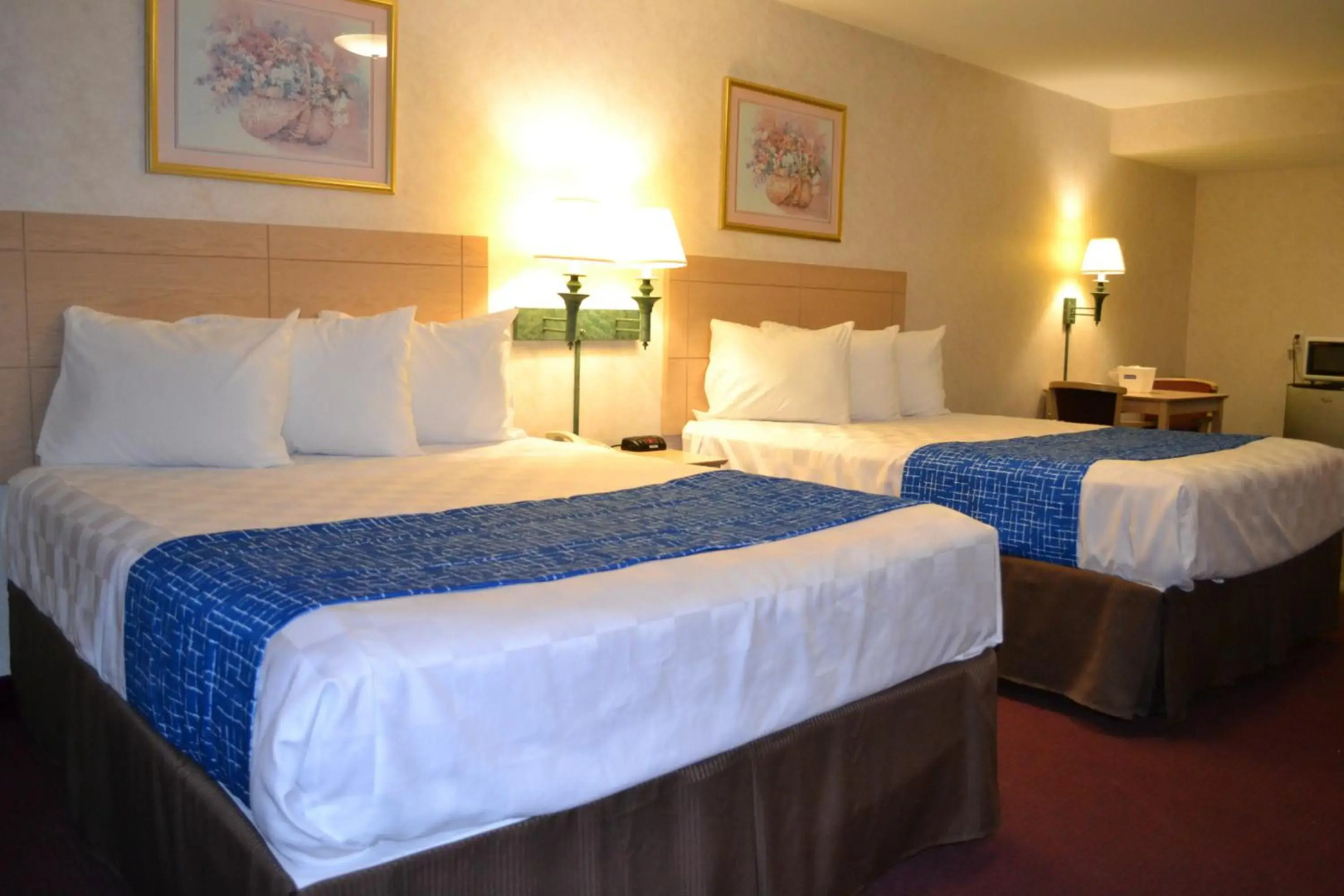 Travelodge by Wyndham Niagara Falls