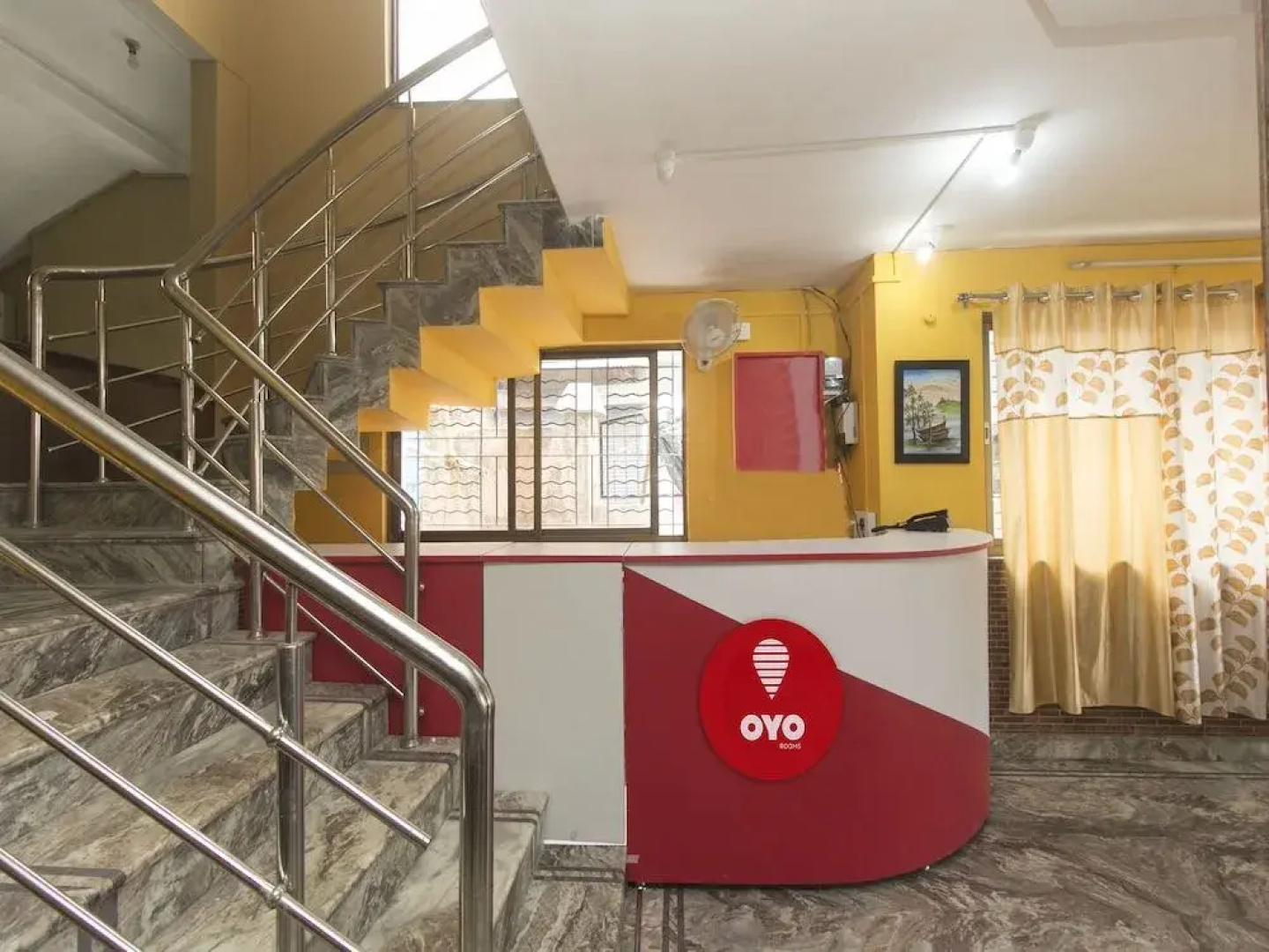 OYO 14200 Hotel Oasis