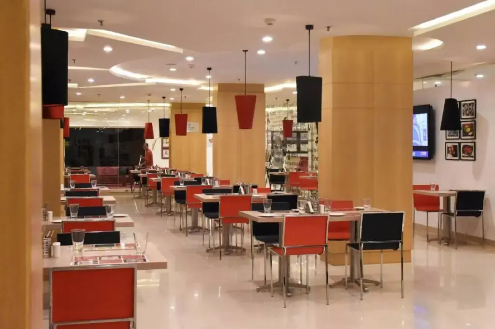 Red Fox Hotel Chandigarh