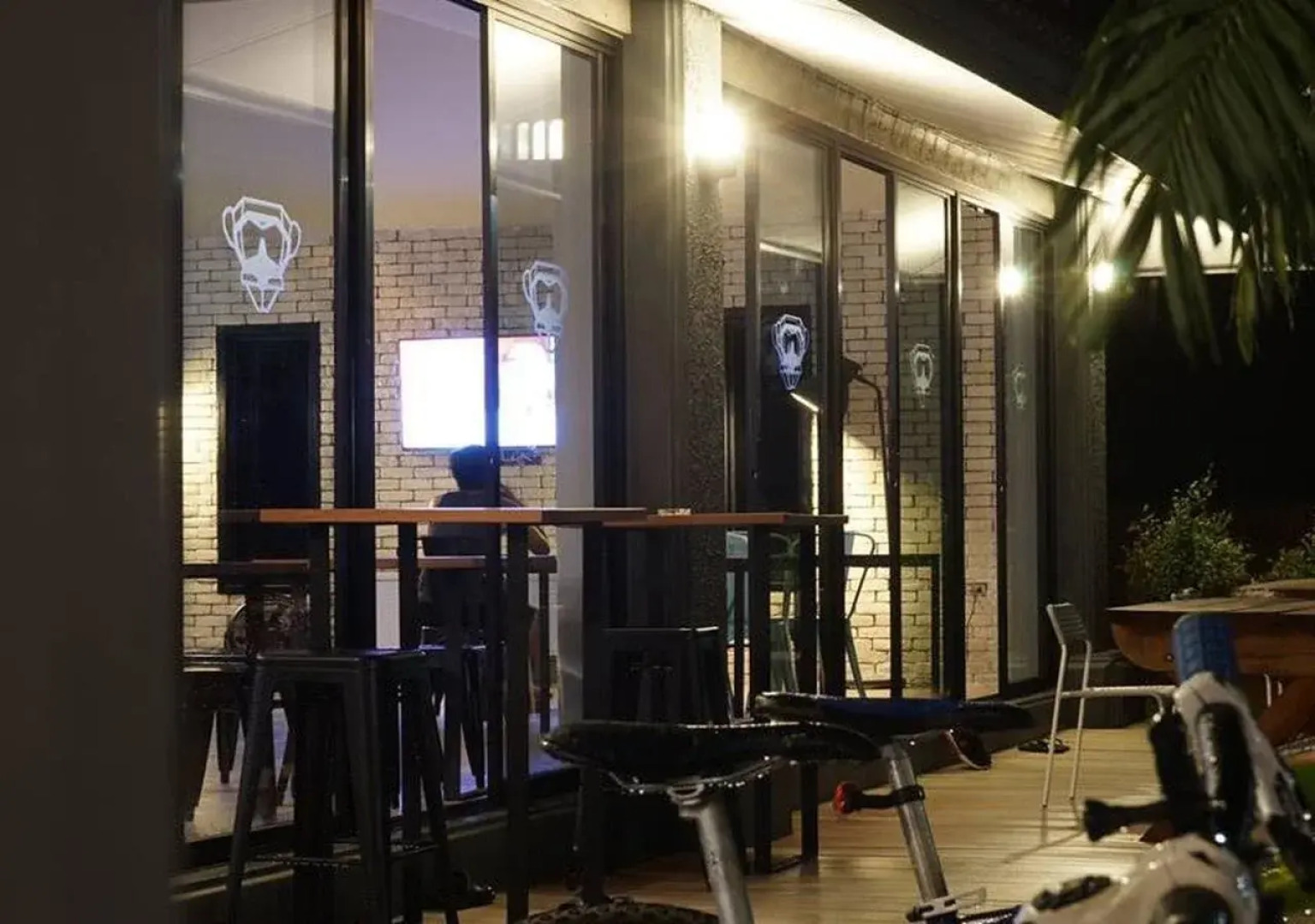 Monkey Dive Hostel Khaolak