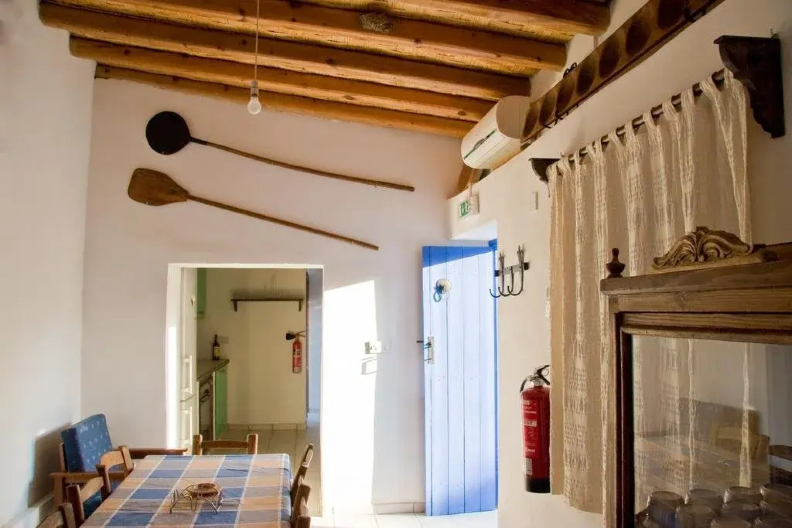 Ta Domata Tou Zeniou