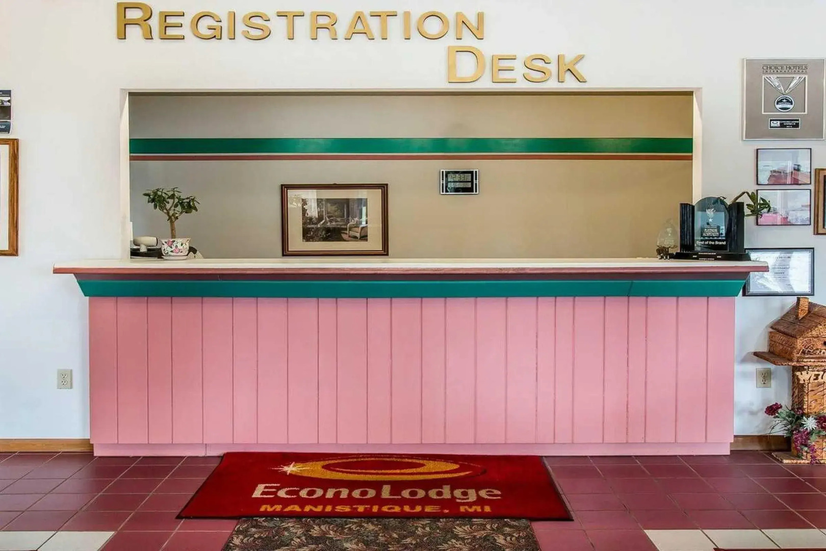 Econo Lodge Lakeshore