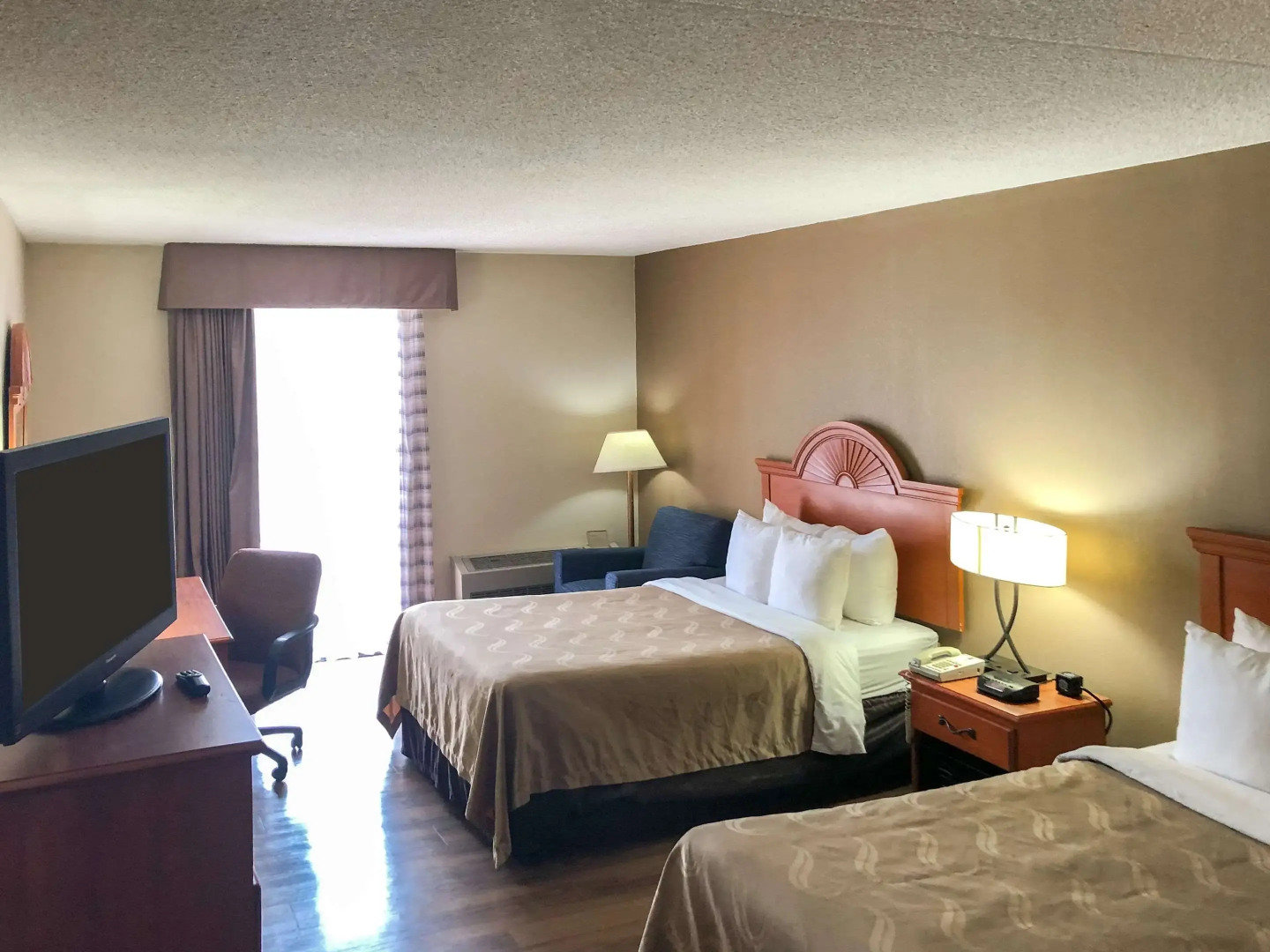 Quality Inn Near Joint Base Andrews - Washington Area