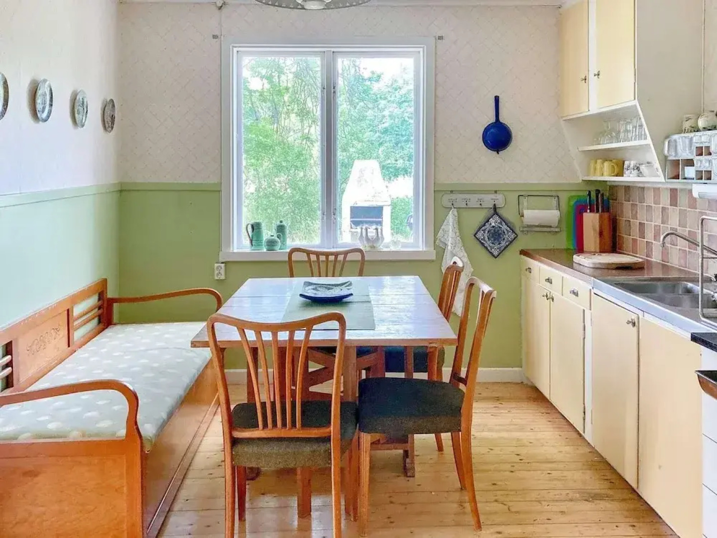 6 Person Holiday Home in Overum-by Traum