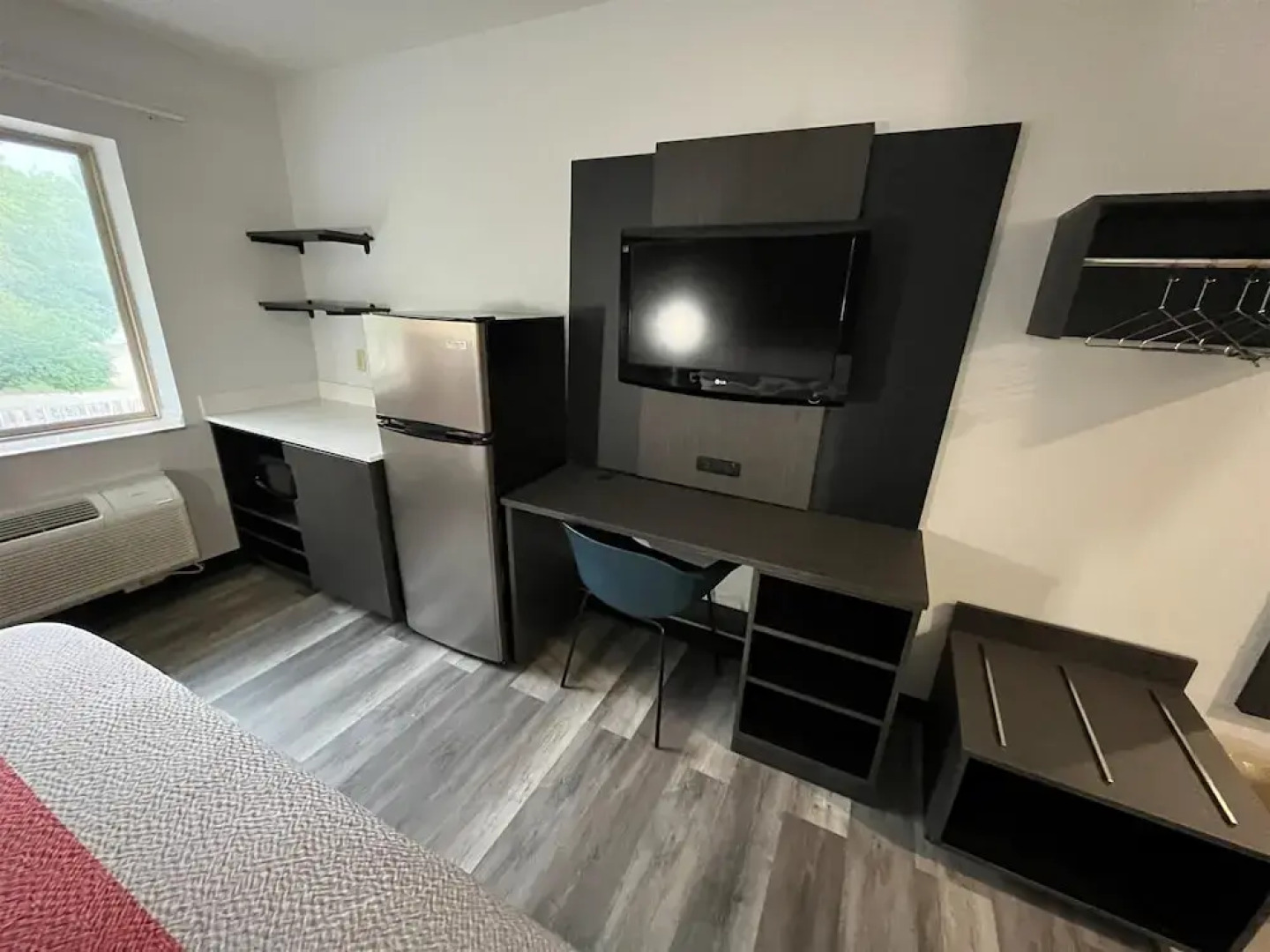 Studio 6 Suites Urbana, IL