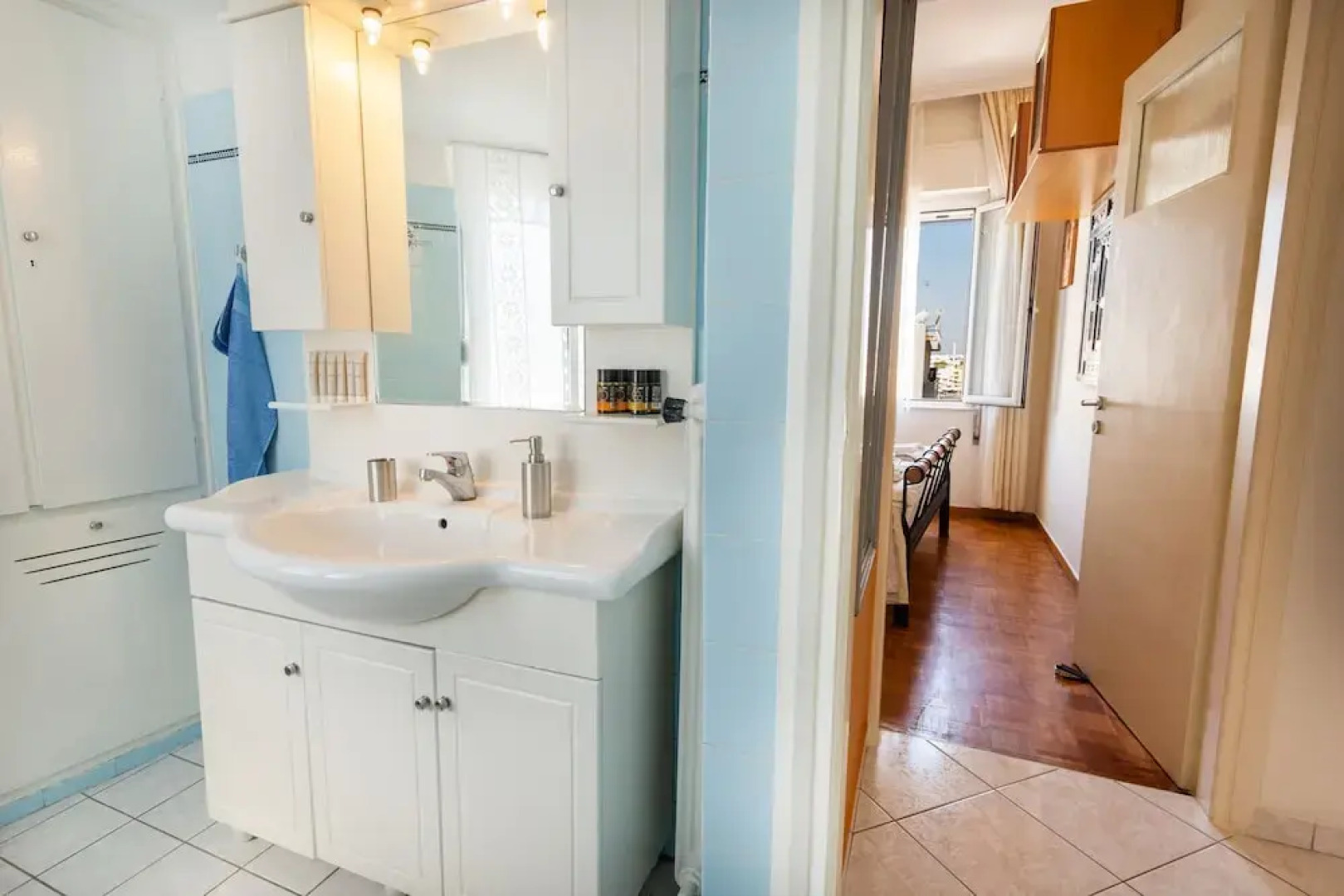 Ranias Luxurious Apartment