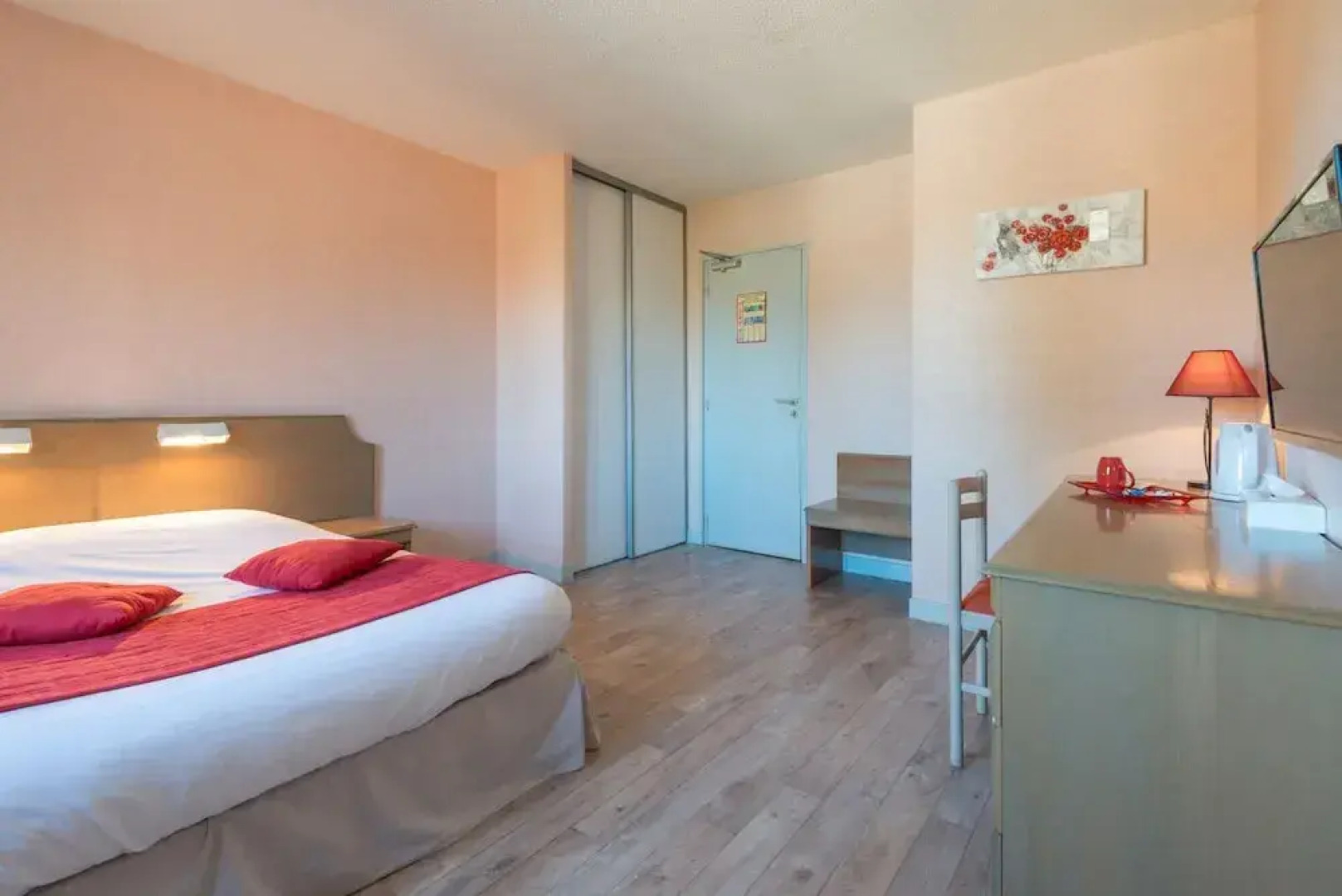 Le Réverbère - La Cuisinerie - L'Hôtellerie