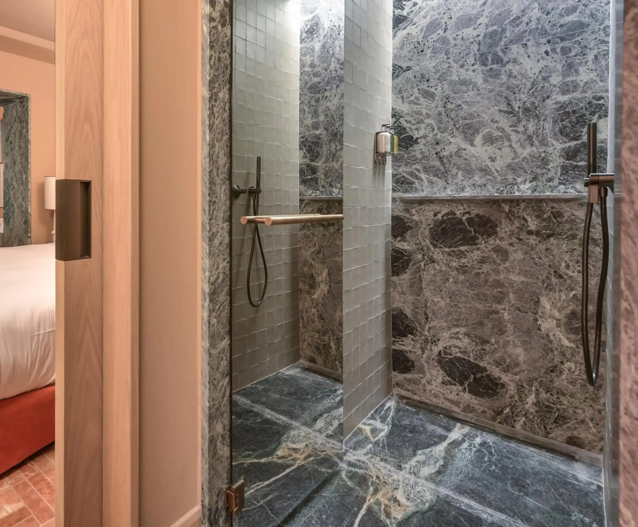 Holiday Inn & Suites Duluth Downtown by IHG