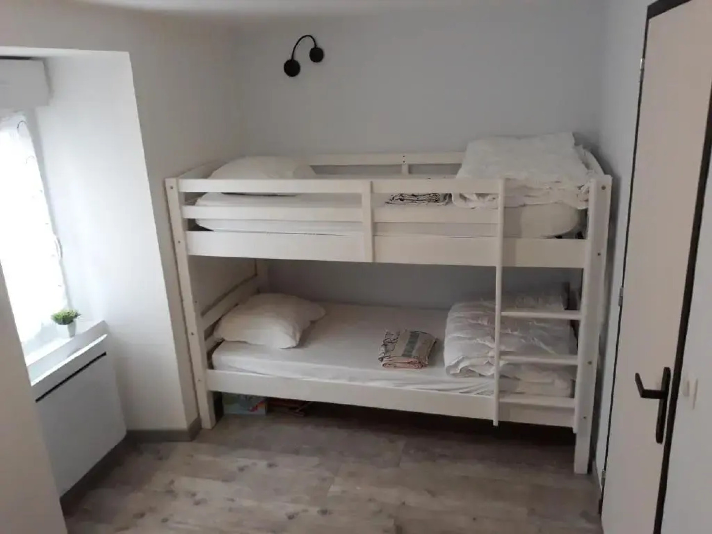 Maison entièrement rénovée à 5 km des plages