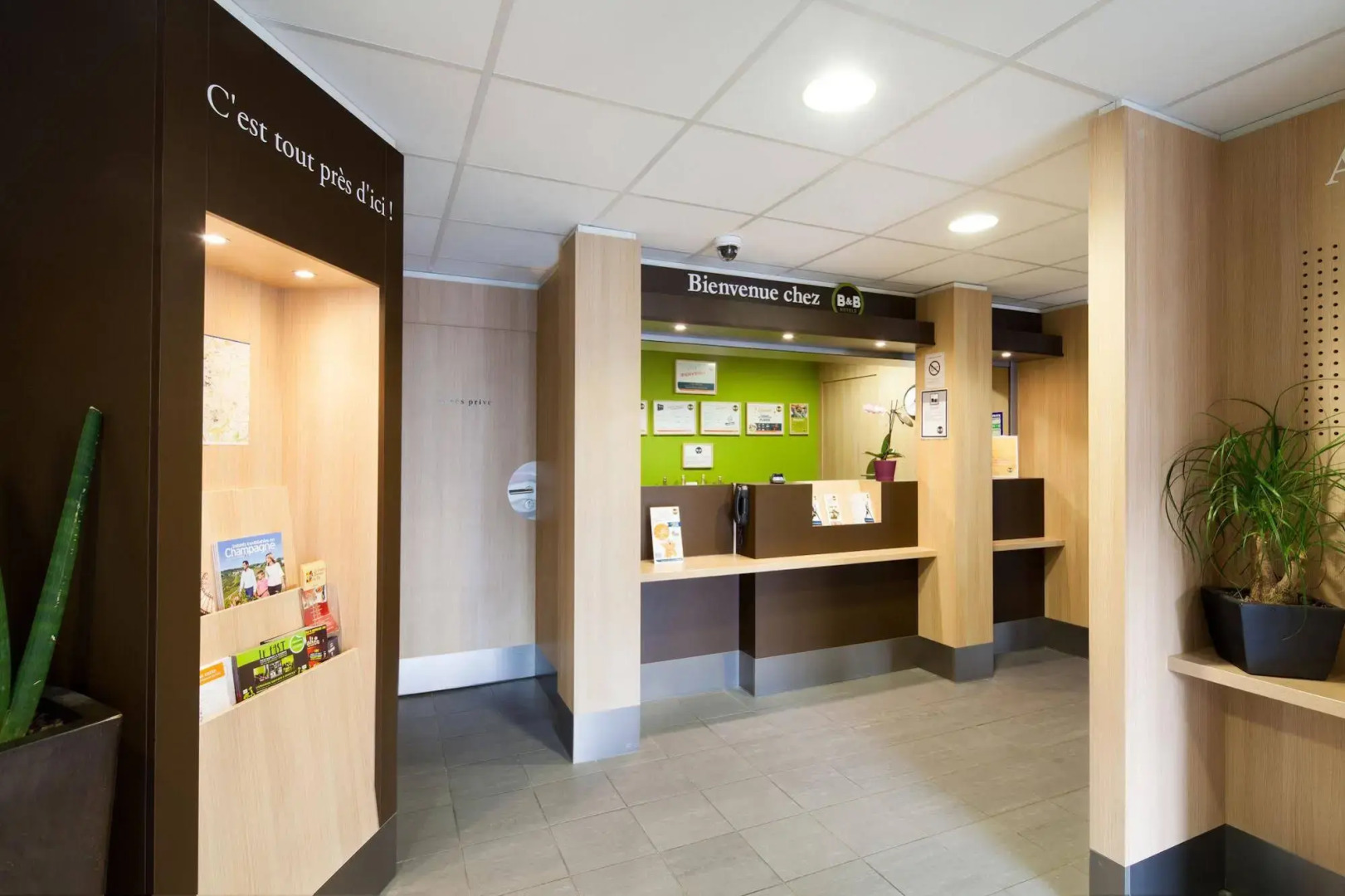 B&B HOTEL Reims Centre Gare