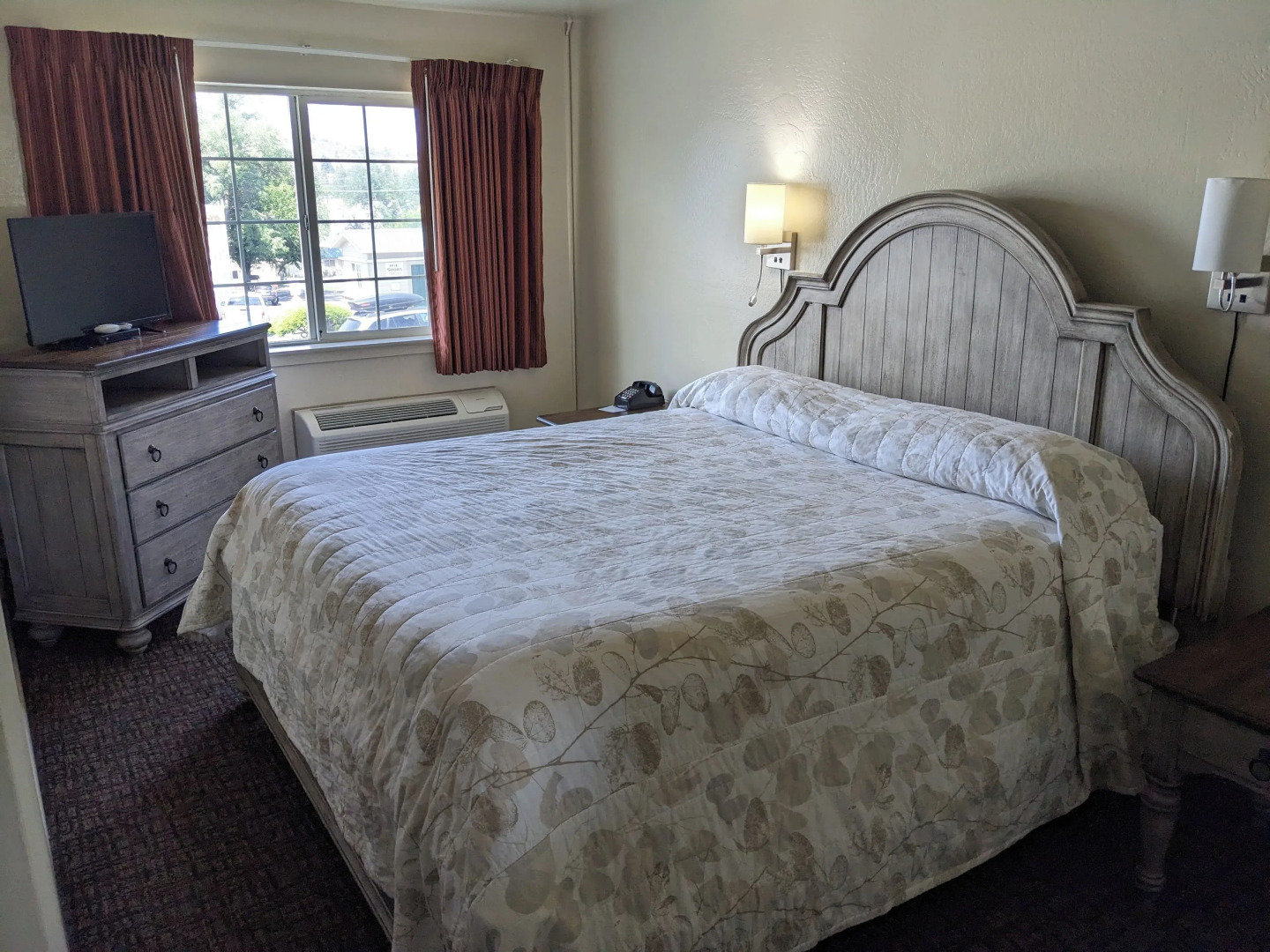 Hi-Lo Motel, Cafe and RV Park Mount Shasta Area