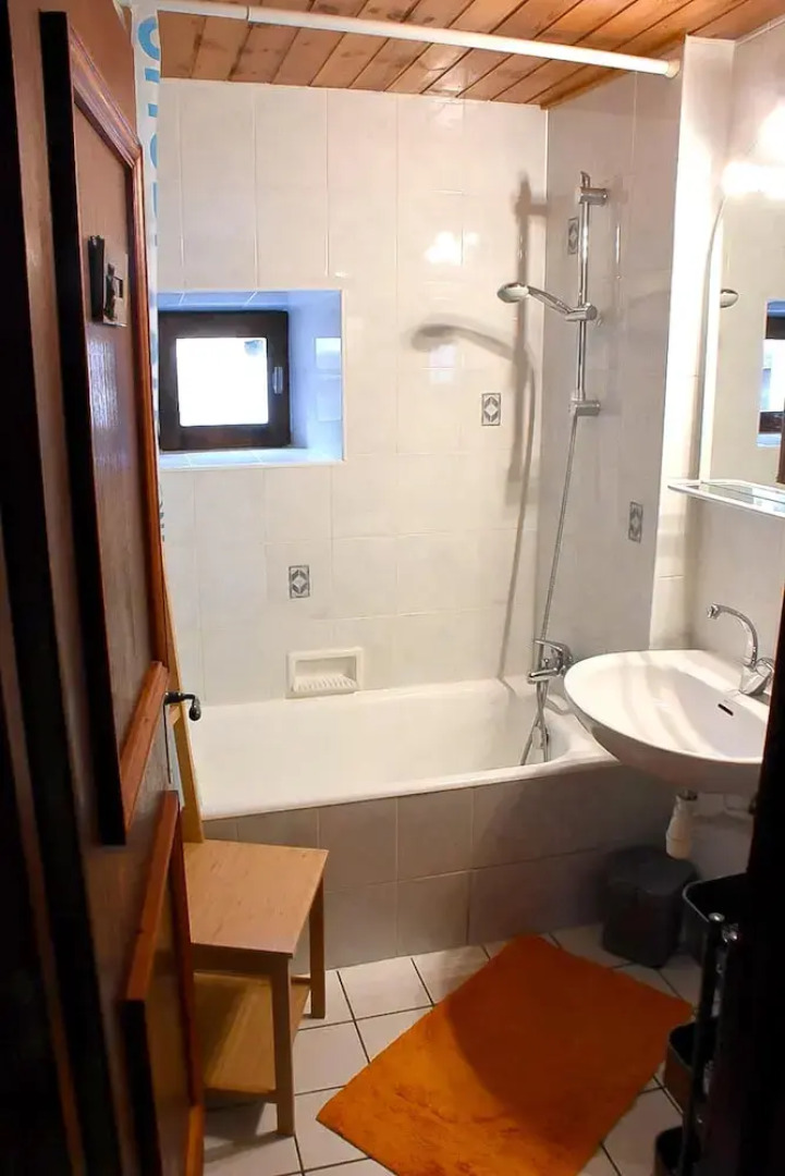 Apartment With one Bedroom in Val-d'isère, With Wonderful Mountain Vie