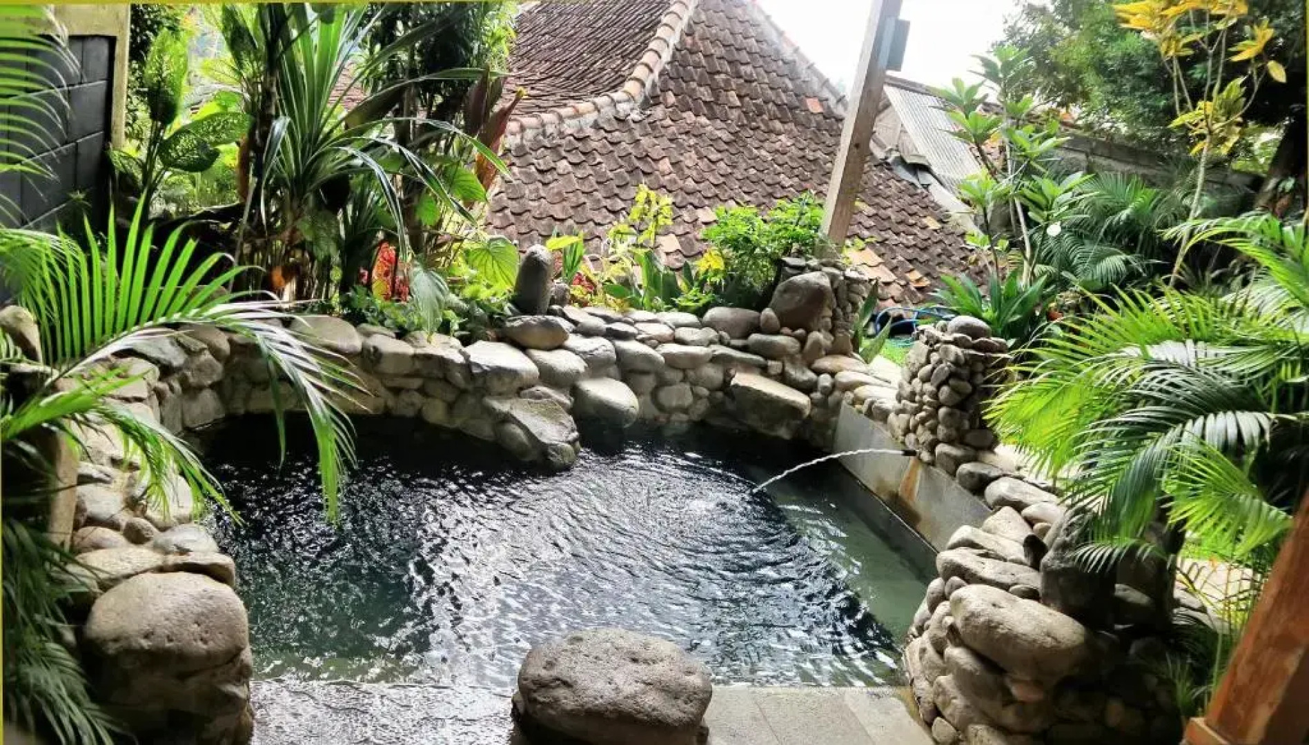 Tirta Arsanta Hot Springs & Villa