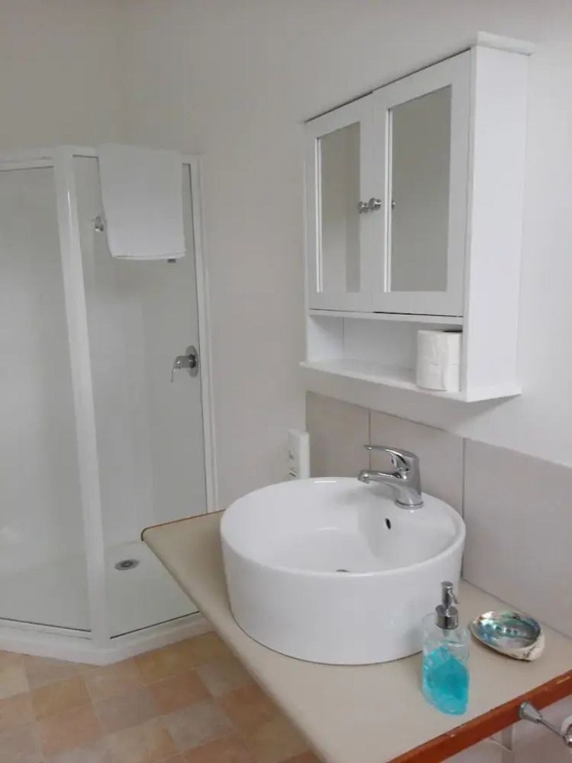 Purple Hen Country Lodge