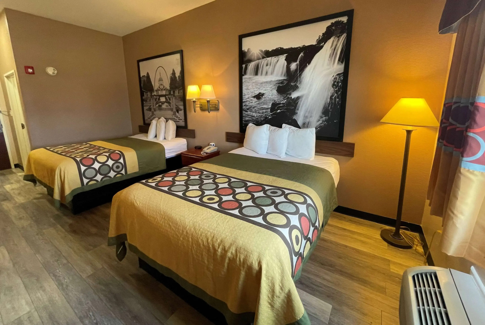 Super 8 by Wyndham Rolla