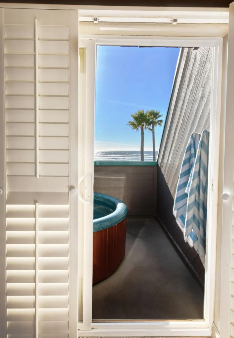 SeaVenture Beach Hotel