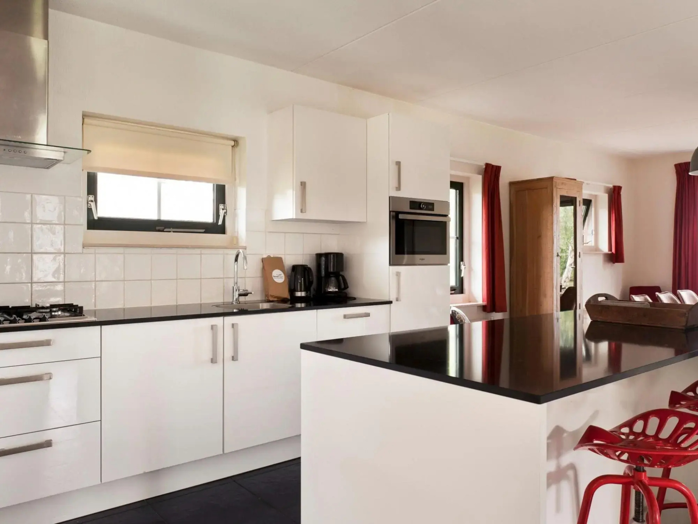 Attractive holiday home in Groningen with outdoor spa