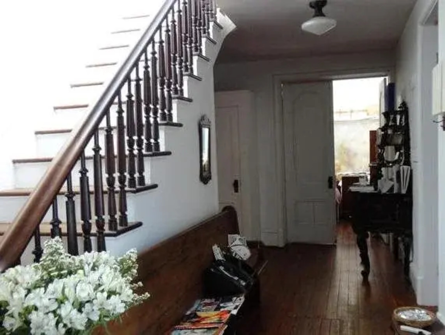 Church Des Artistes Guest House