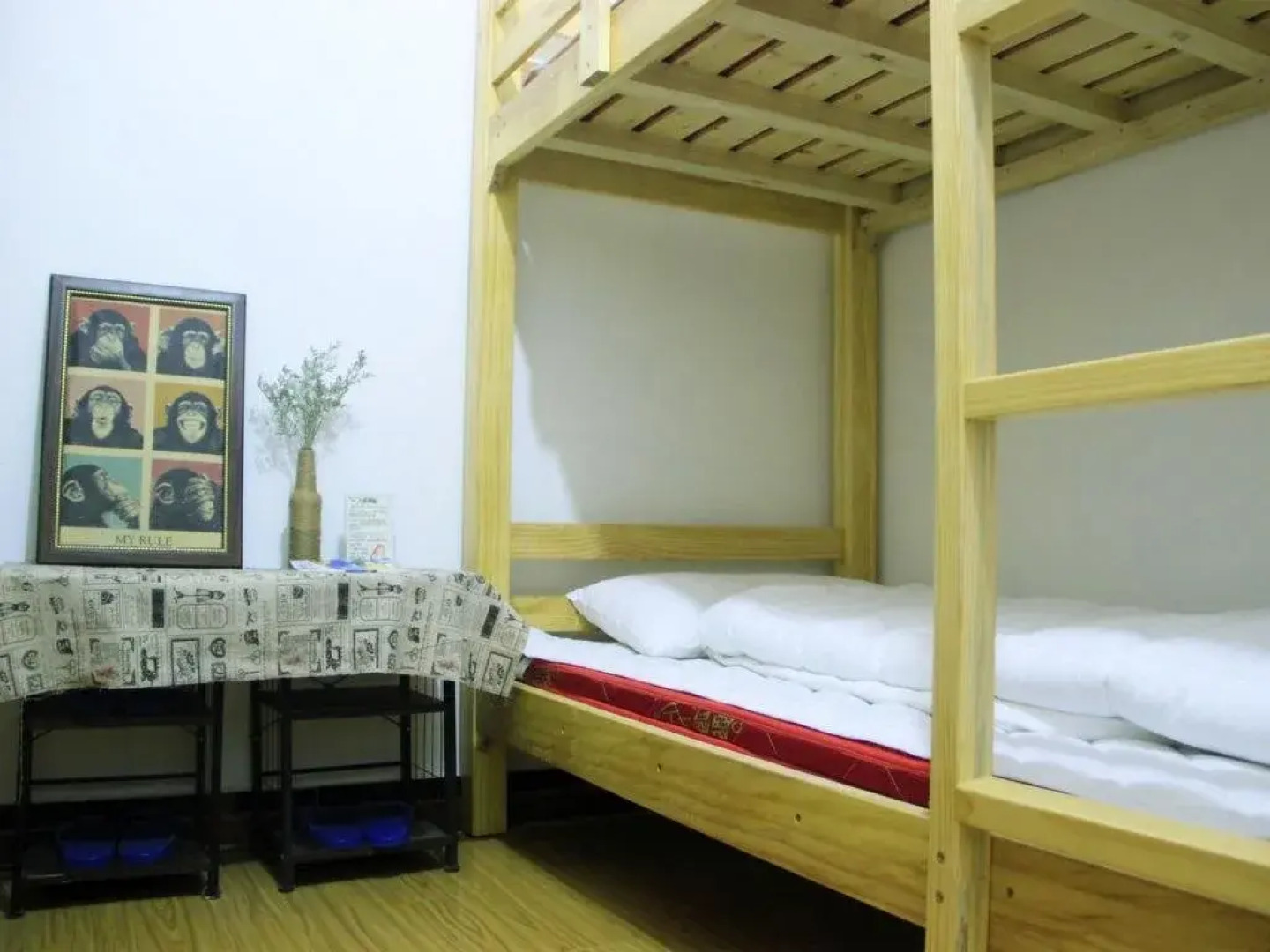 Dengfeng Cangjingge International Youth Hostel