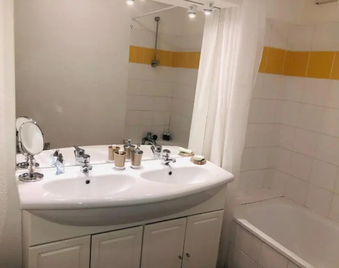 Appartement entier en résidence avec Piscine