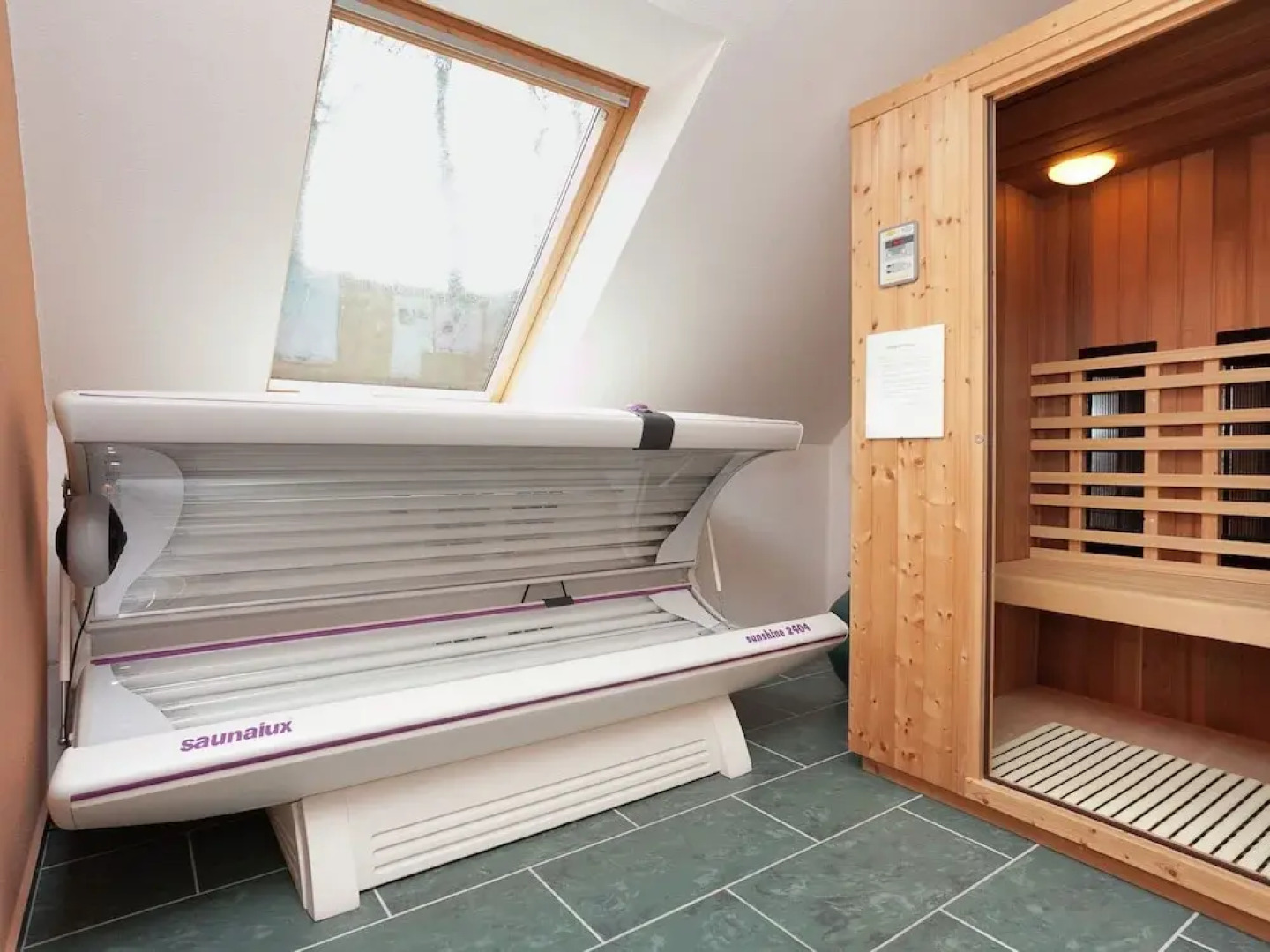 Beautiful Apartment in the Ore Mountains With Sauna and Solarium in a top Location