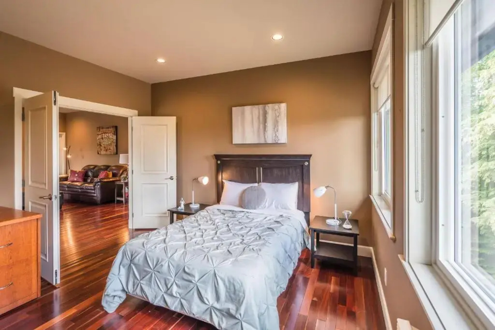 Luxury Penthouse Downtown Nanaimo