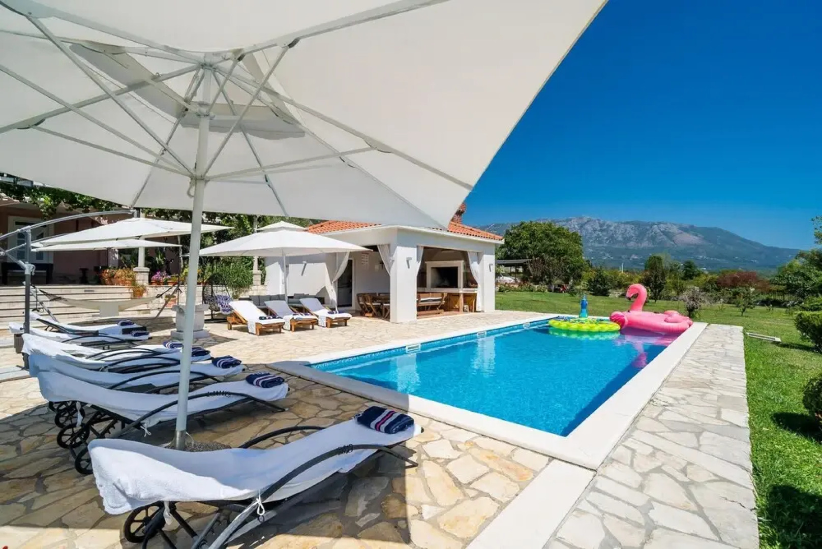 Awesome Home in Gruda with Outdoor Swimming Pool, Hot Tub & 4 Bedrooms