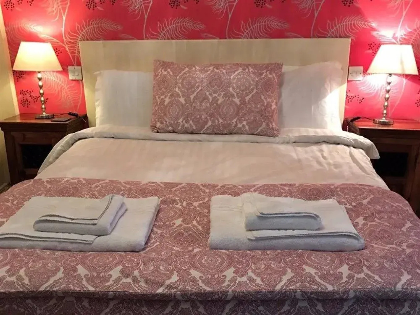 The Halford Bridge Inn