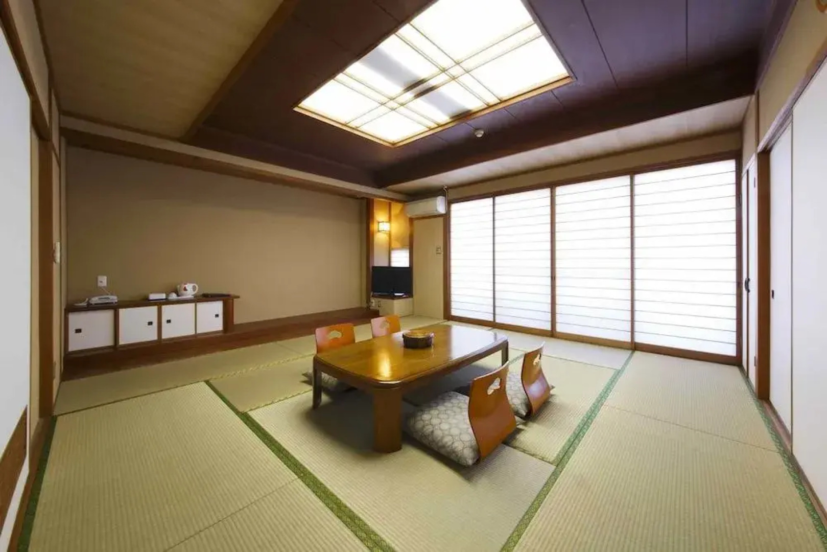 Toyokawa Grand Hotel