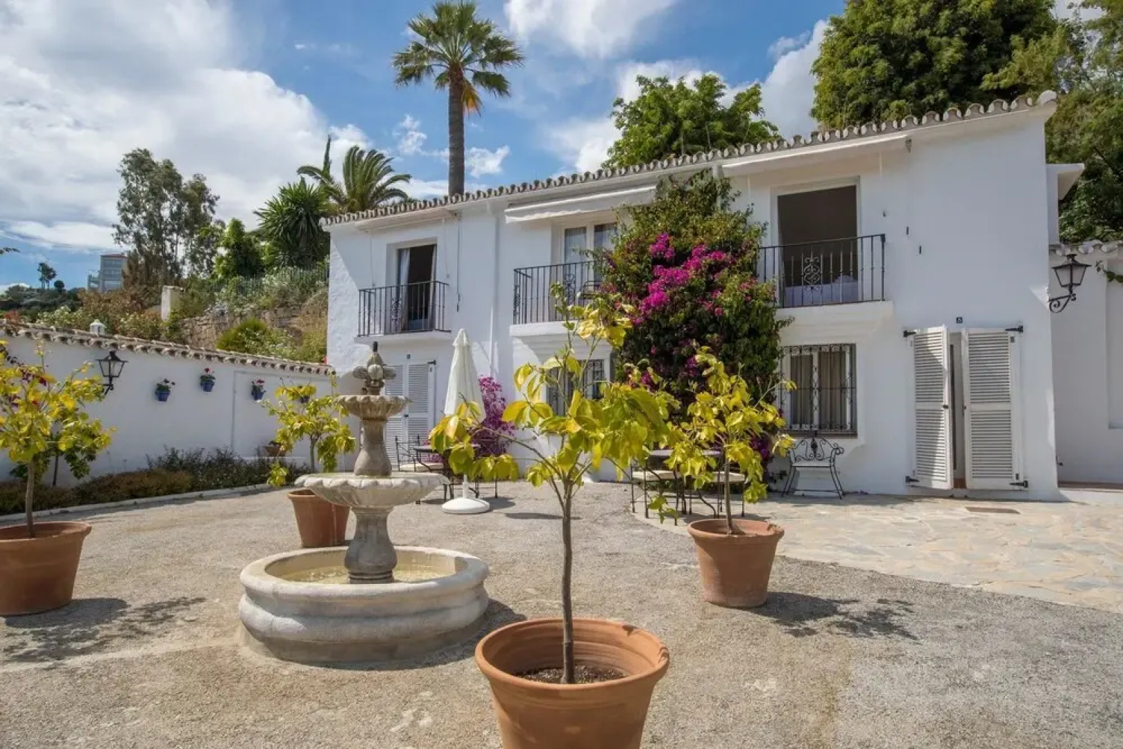 Mansion With 8 Bedrooms in Marbella, With Wonderful sea View, Private