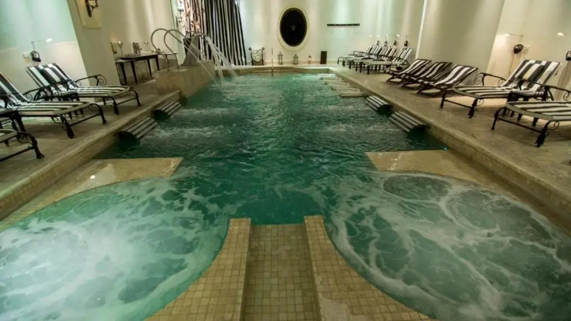 Sainte Jeanne Boutique & Spa