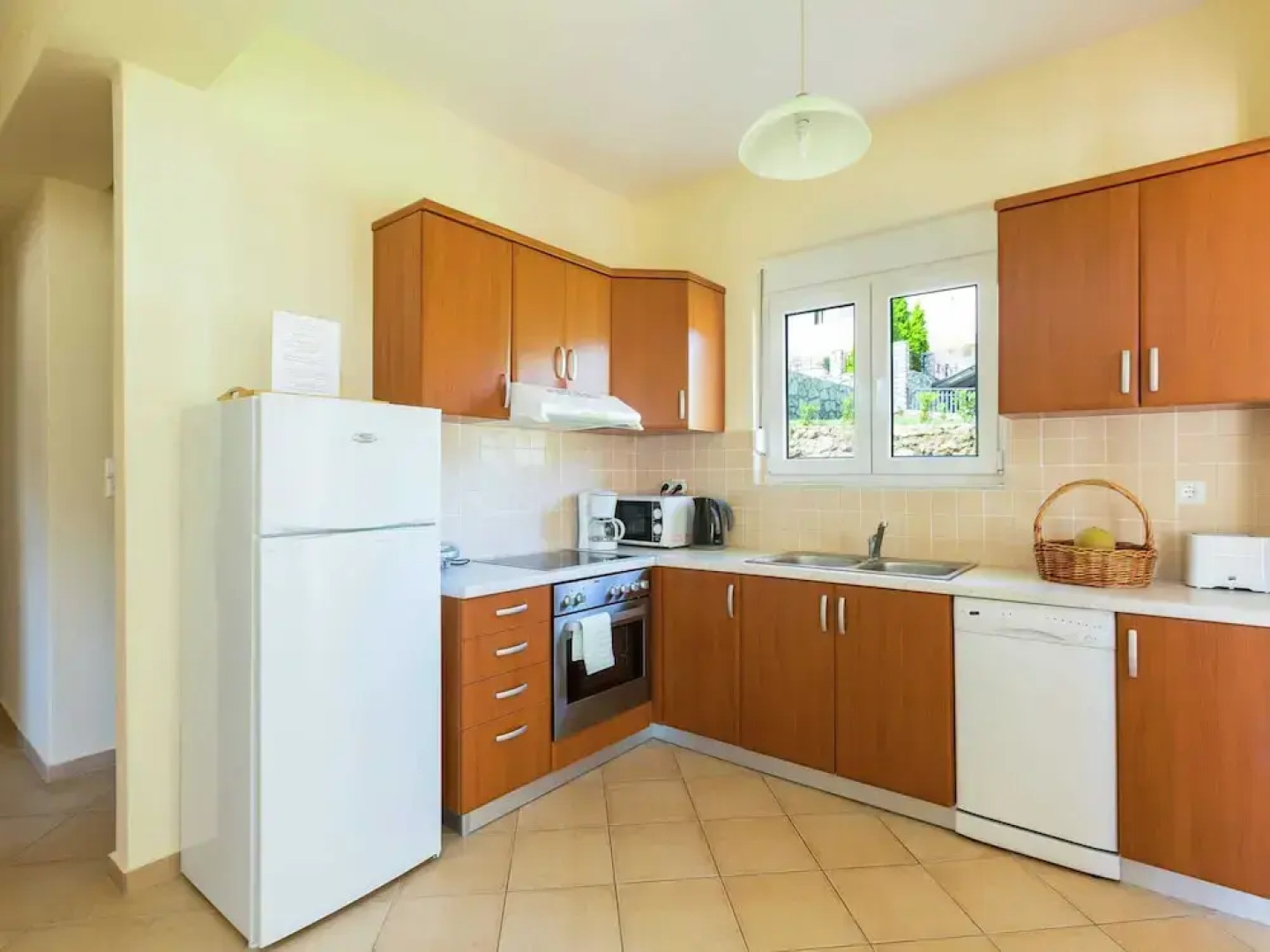 4 Indepent Villas in Bali With Pool and Seaview for Groups up to 28 Persons