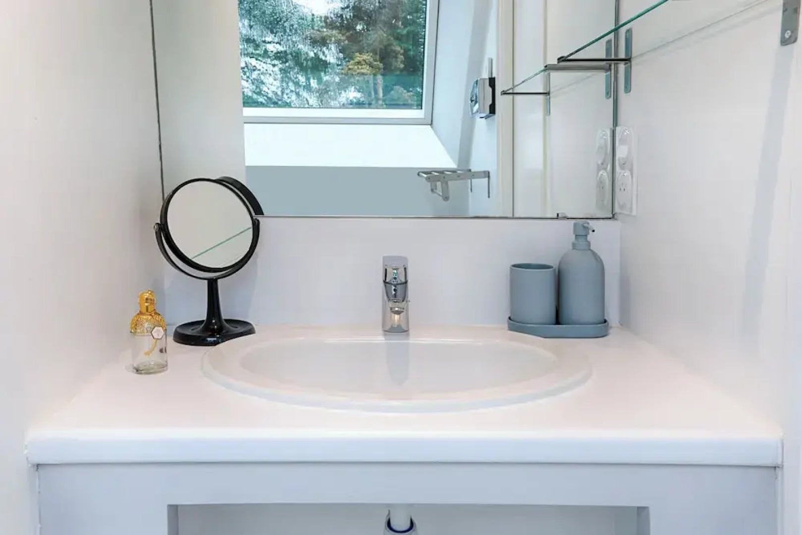 Brit Hotel Le Branhoc