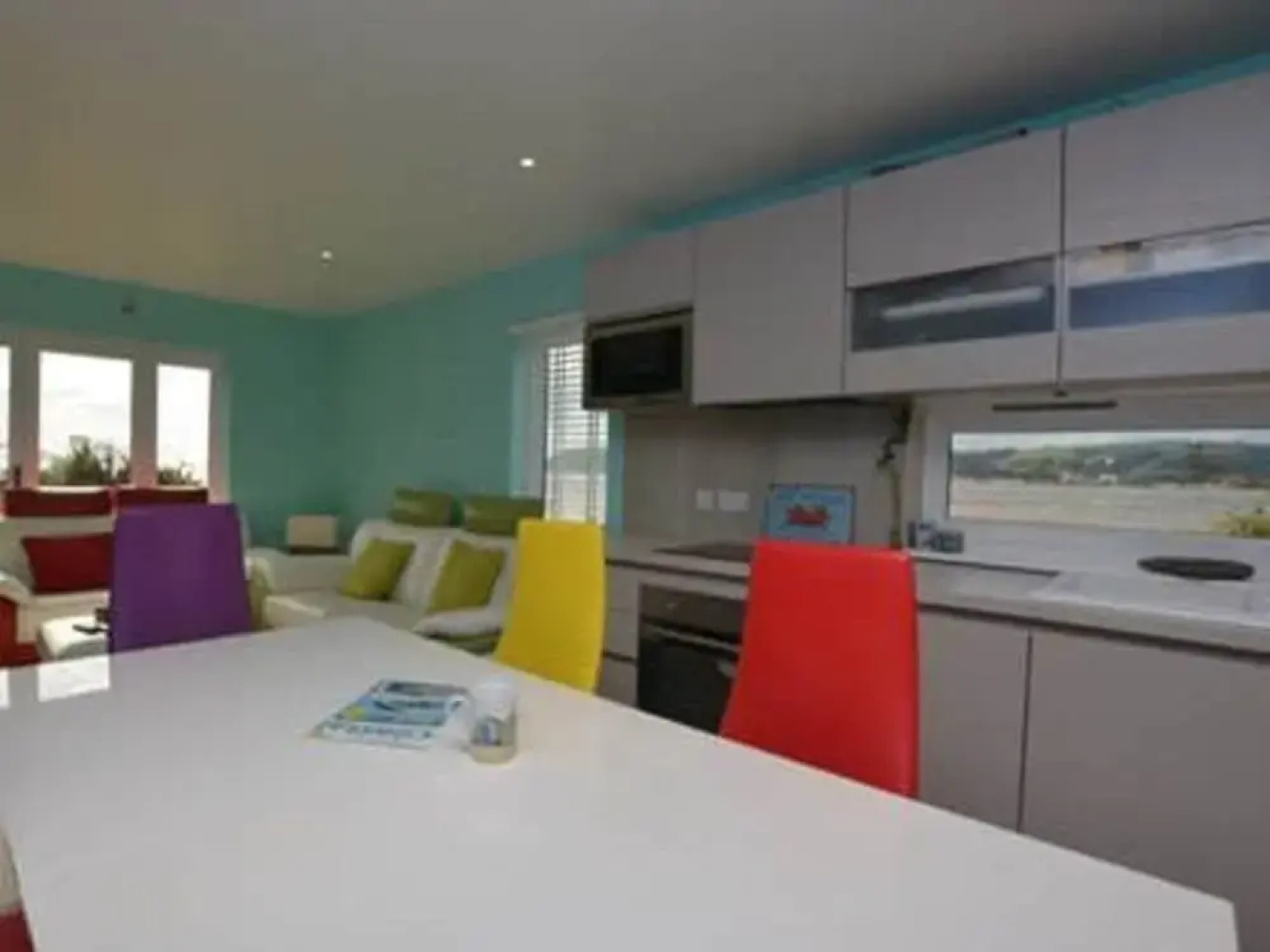 Beach House with Hot tub and Sauna