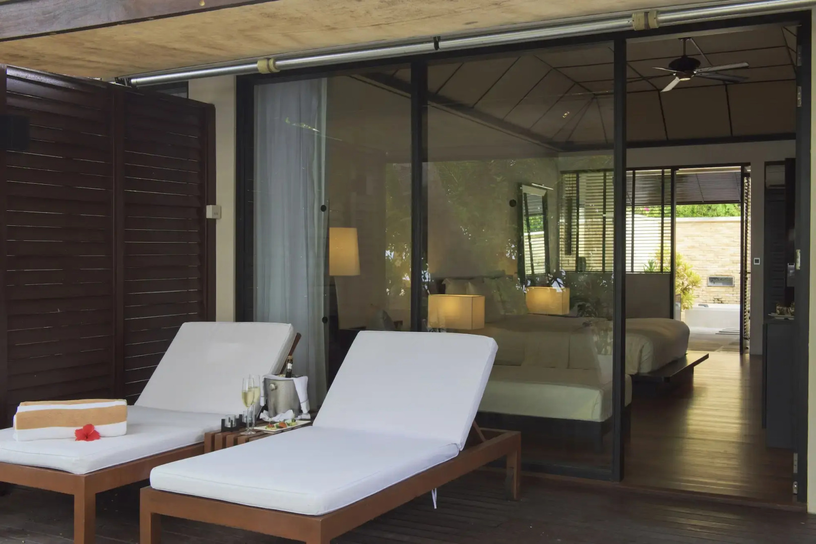 Lily Beach Resort & Spa 