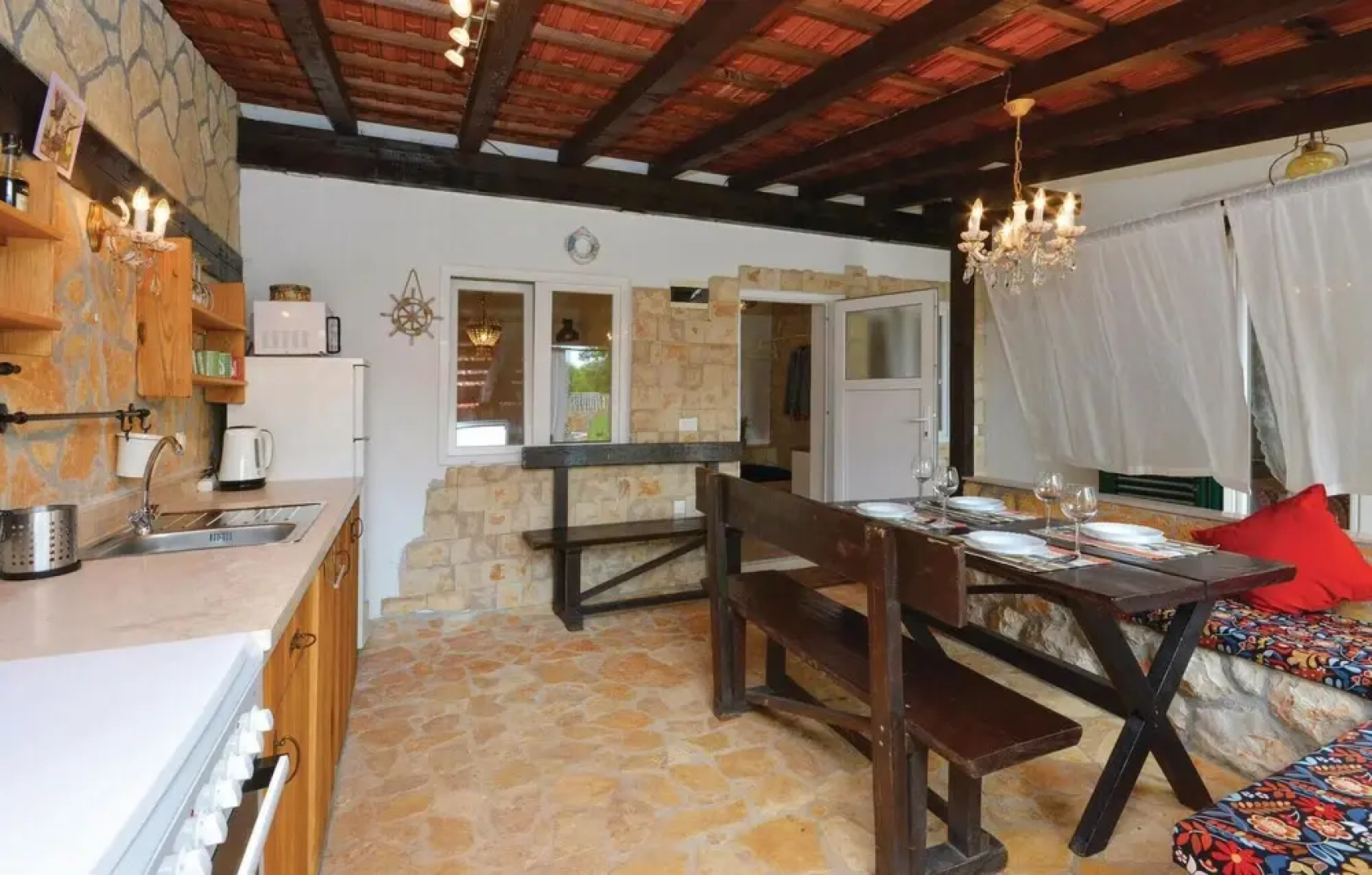 Stunning Home in Ivan Dolac With Wifi and 2 Bedrooms