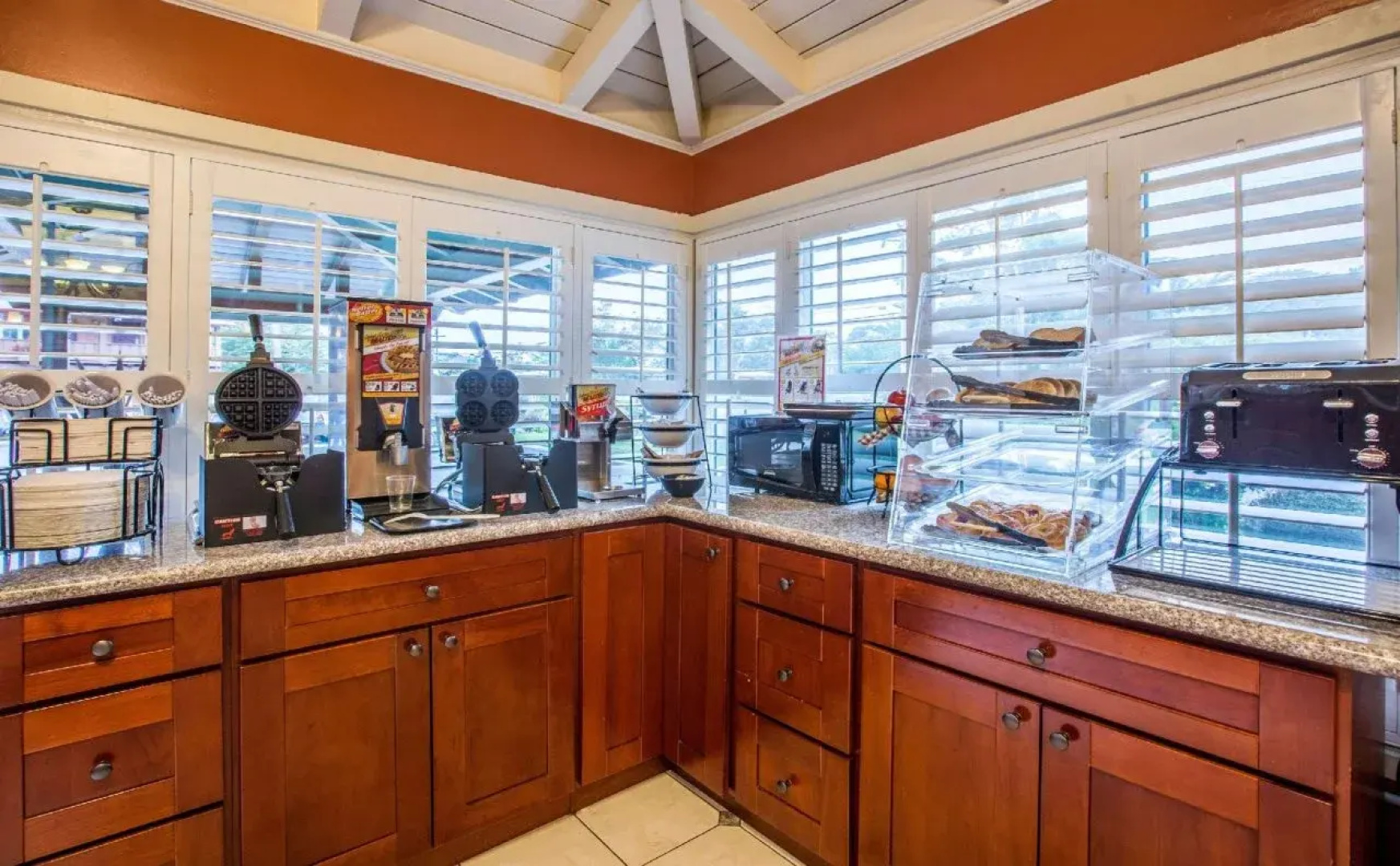 Clarion Collection Wilkie's Inn Pacific Grove - Monterey