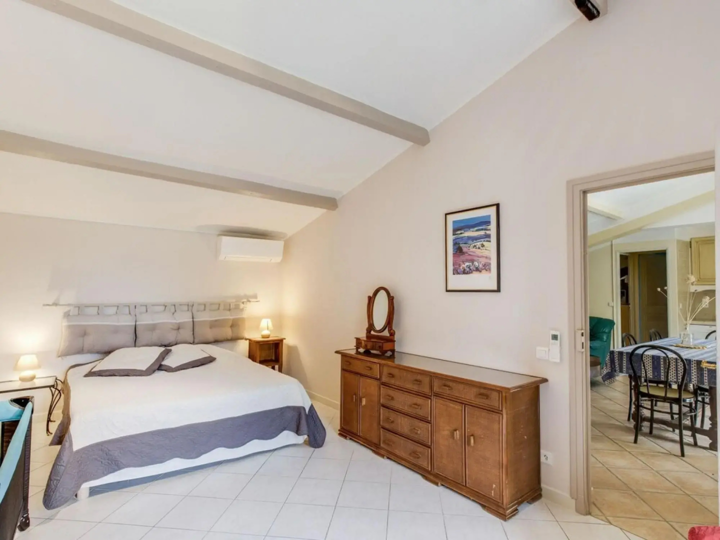 Large holiday home in Vaison-La-Romaine with garden