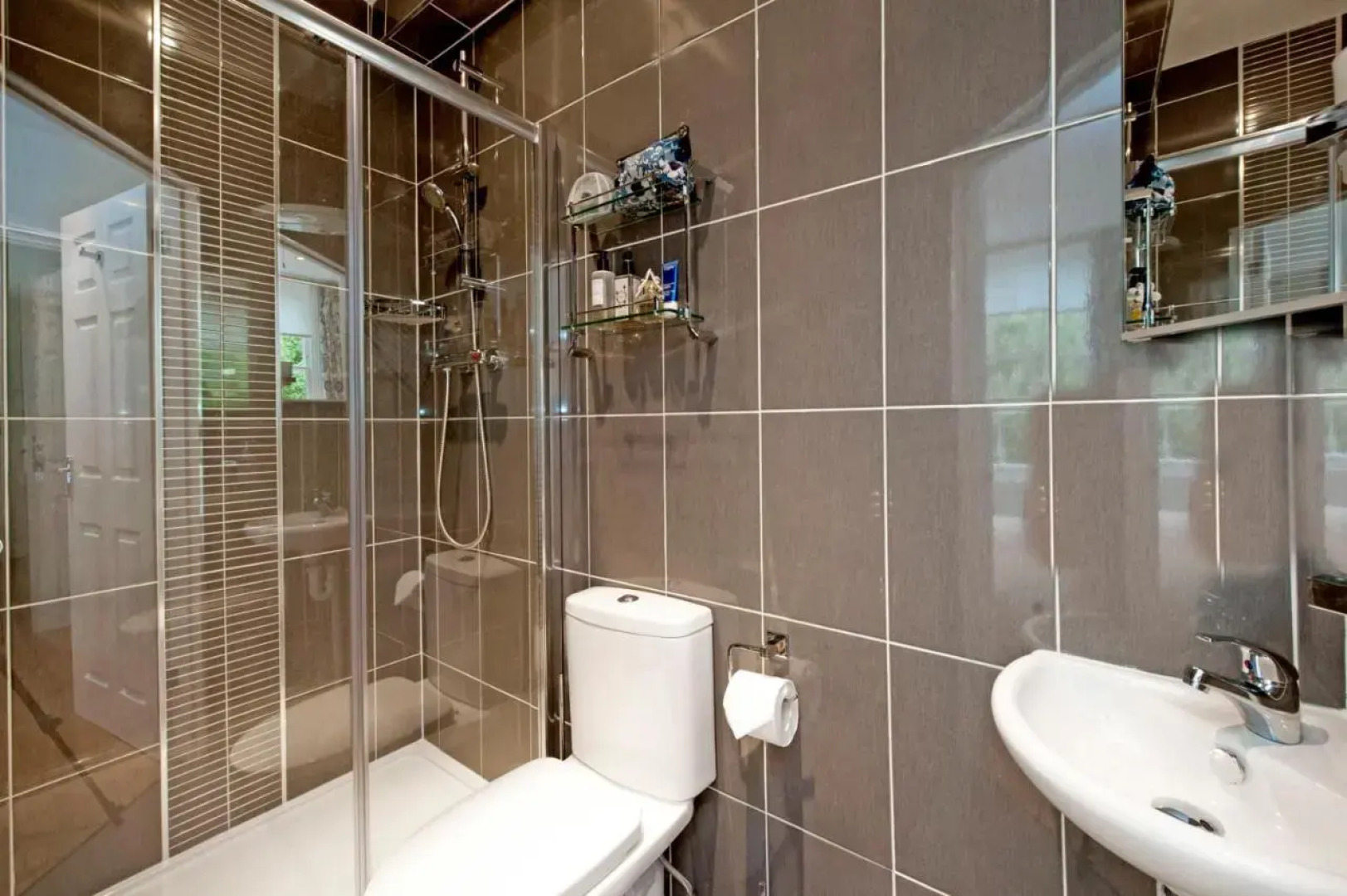 The Apartment, 24 West End Terrace, Winchester