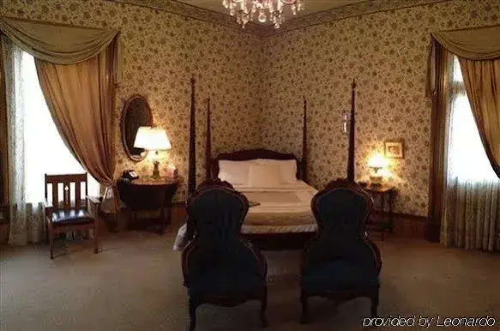 The Cottage @ 241 North