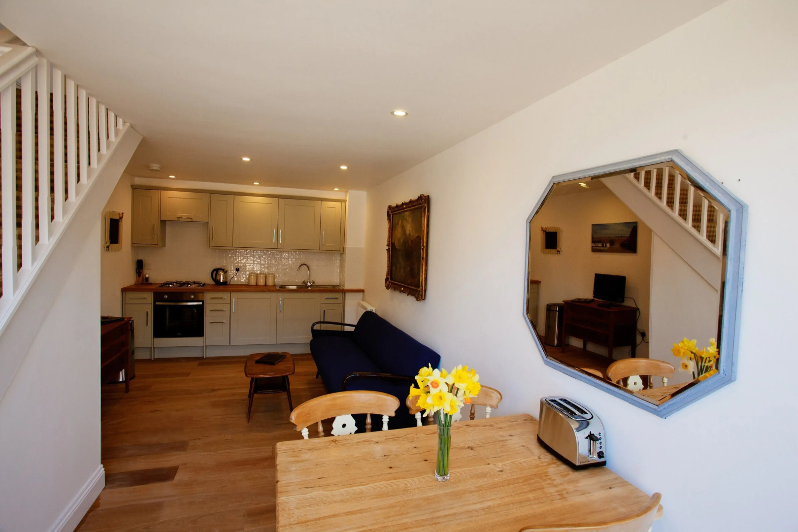 Creeksea Place Barns