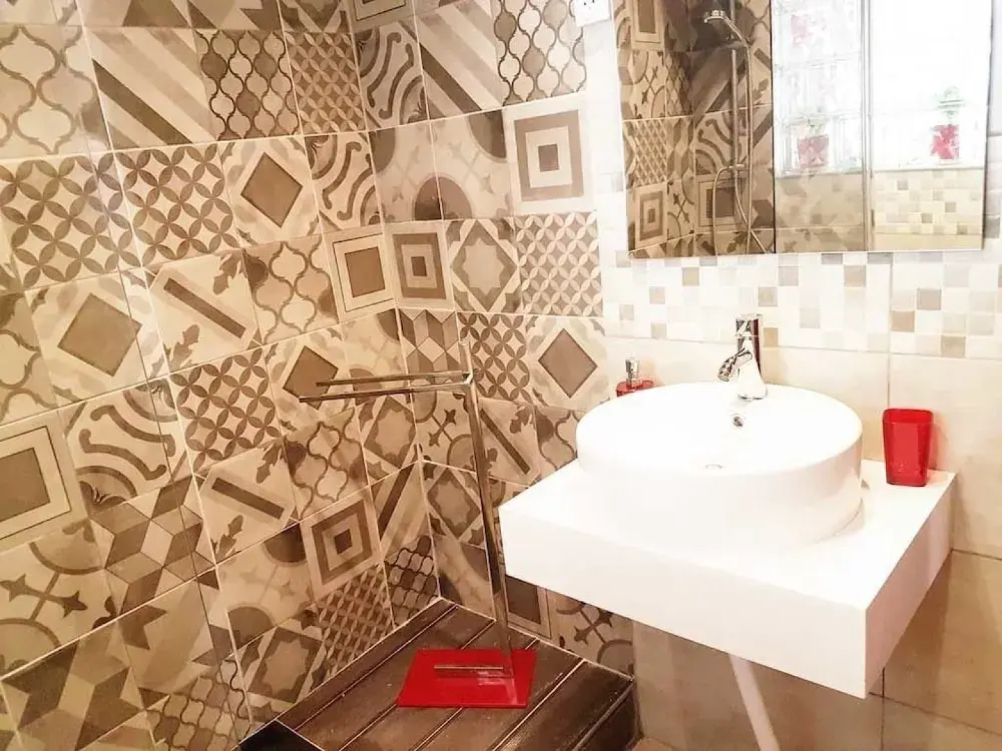 Caparica Central Apartment by Host-Point