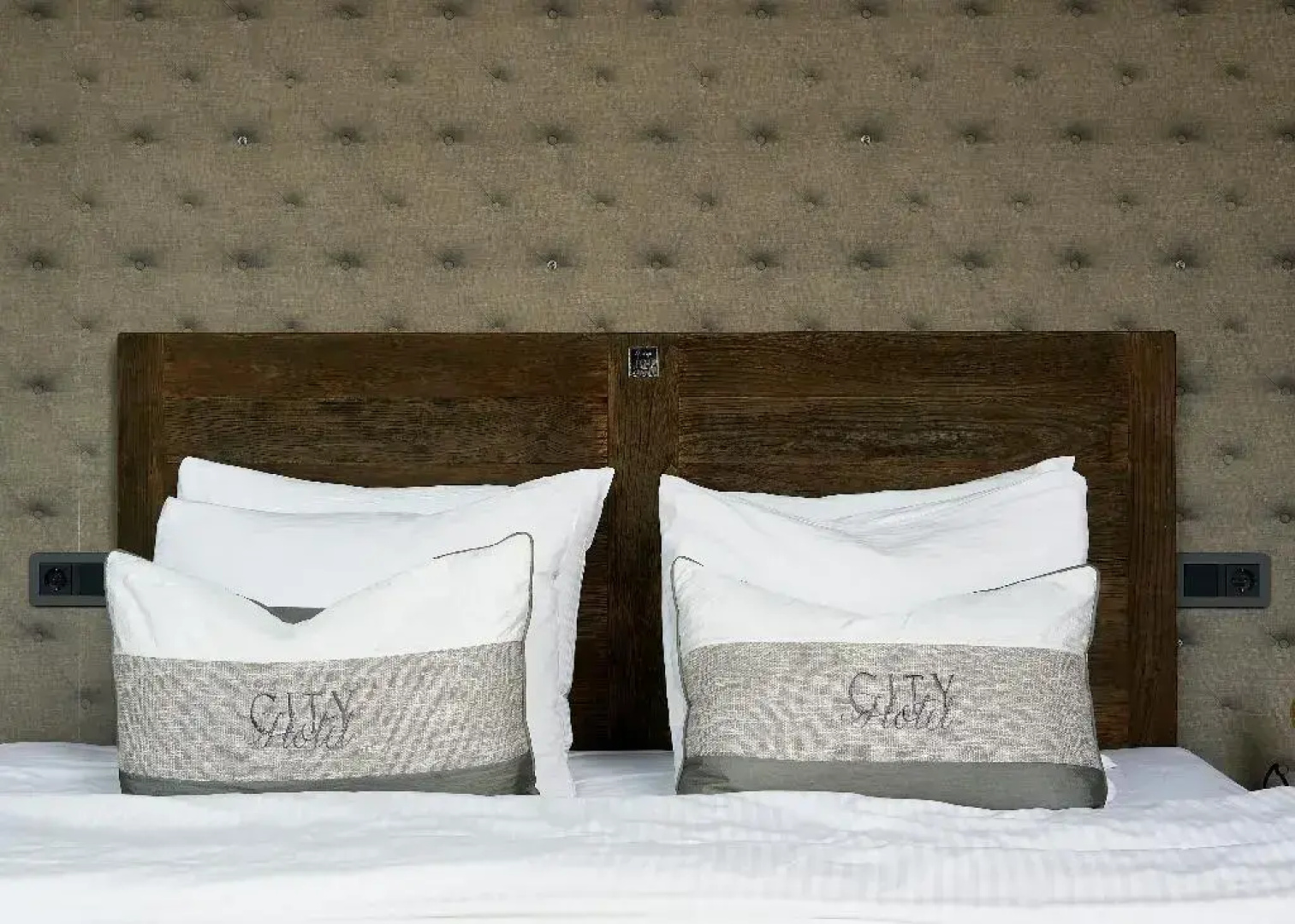 S&A Vondel Park Hotel