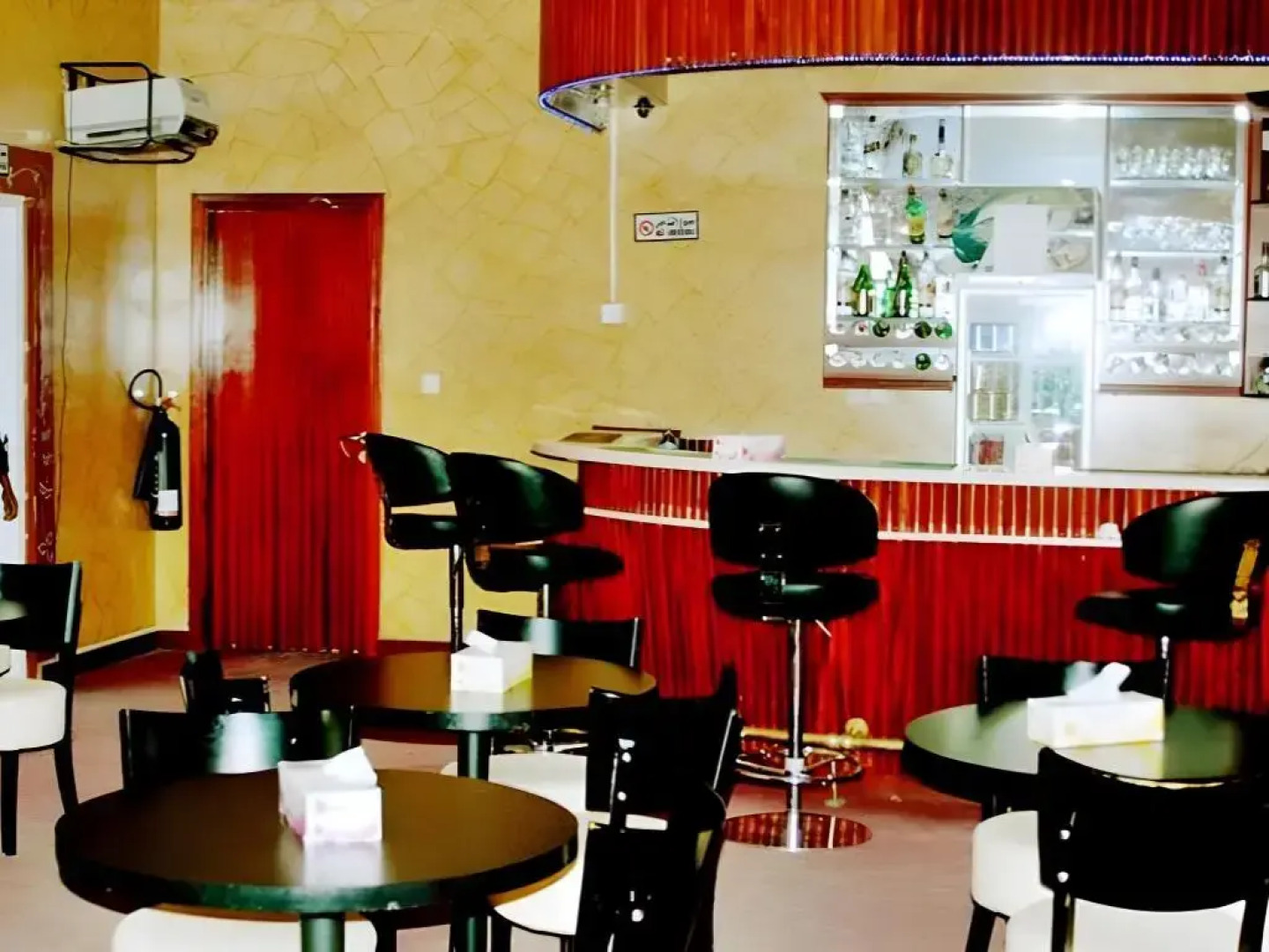 Al Sharqiya Sands Hotel