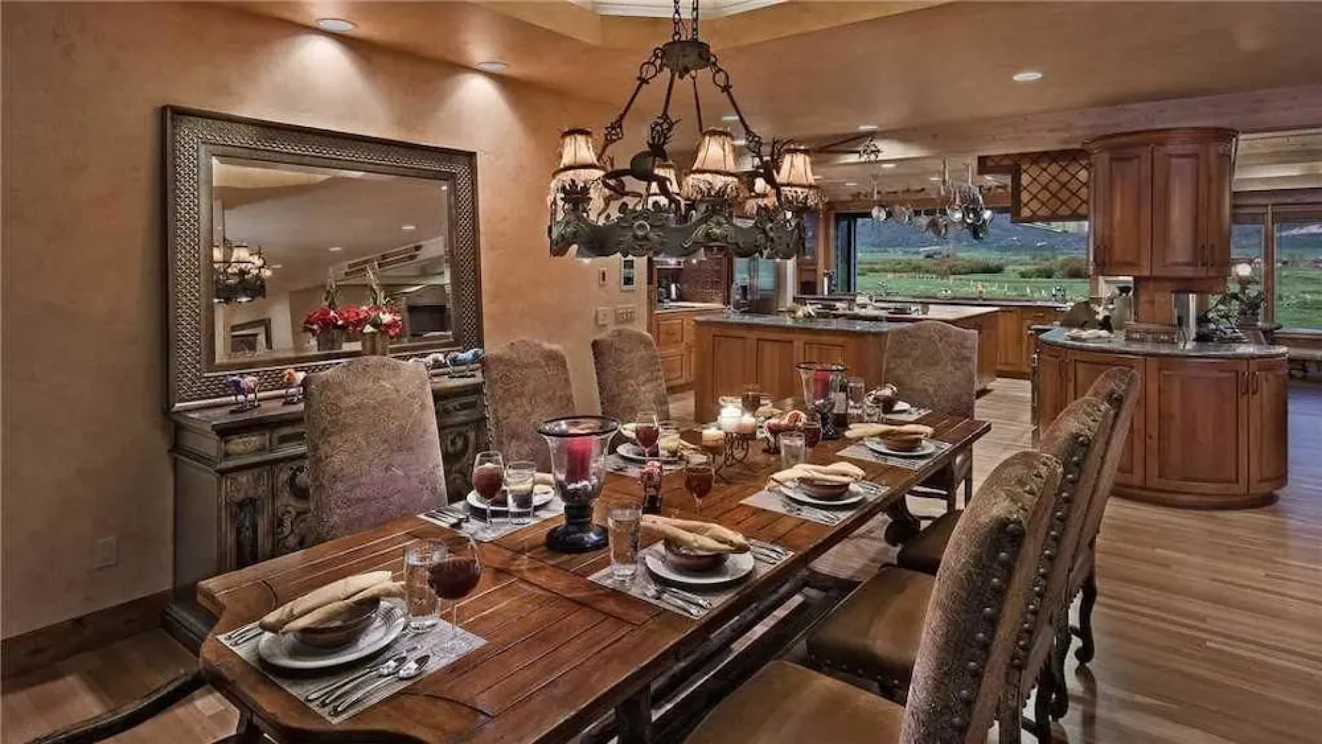 Iron Horse Ranch 4 BedroomHoliday home By Moving Mountains