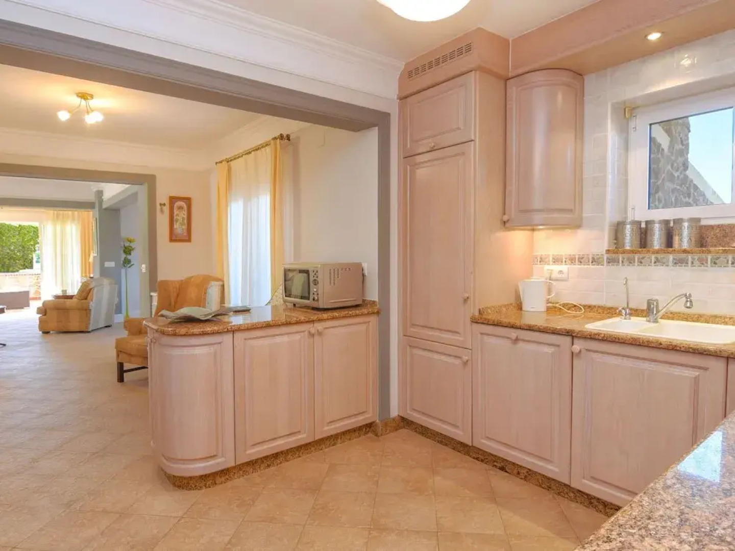 Beautiful villa on the hill of Pedreguer overlooking Denia, Costa Blanca