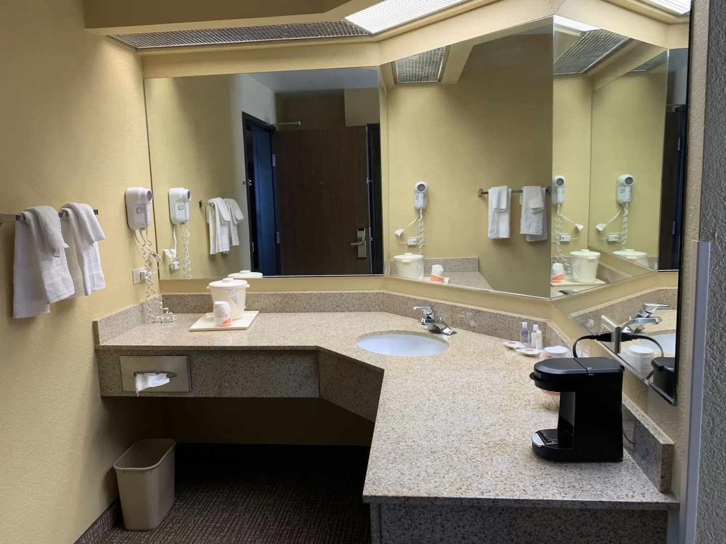 Comfort Inn Green Valley I-19