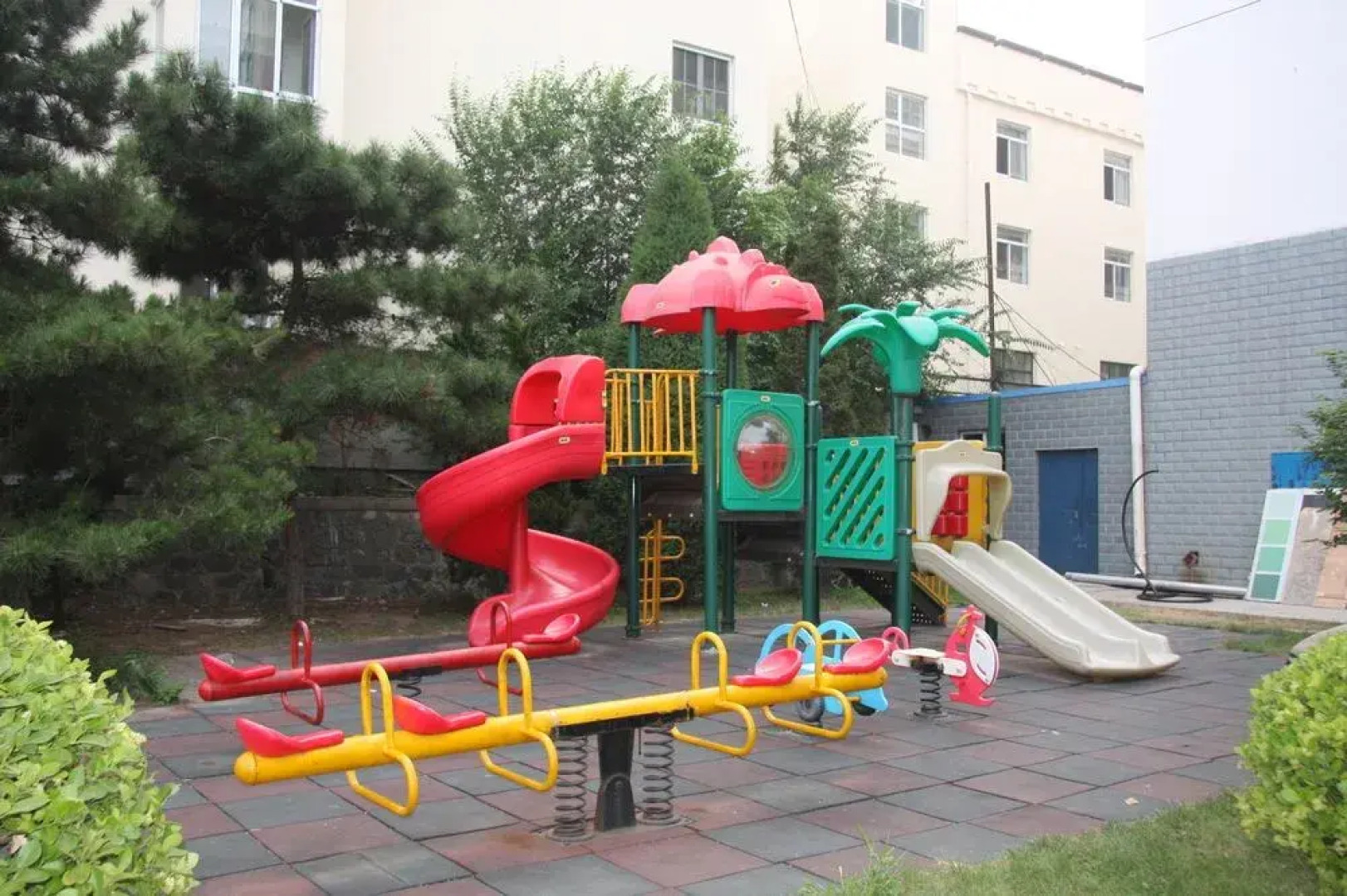 New Century Sea View Hotel Qinhuangdao