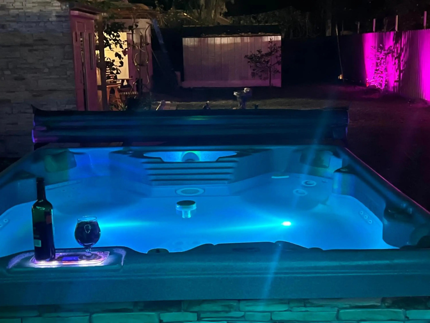 Close to beaches with hot tub and large garden