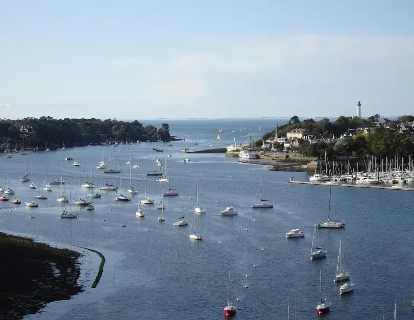 Old-world Retreat With Comfort